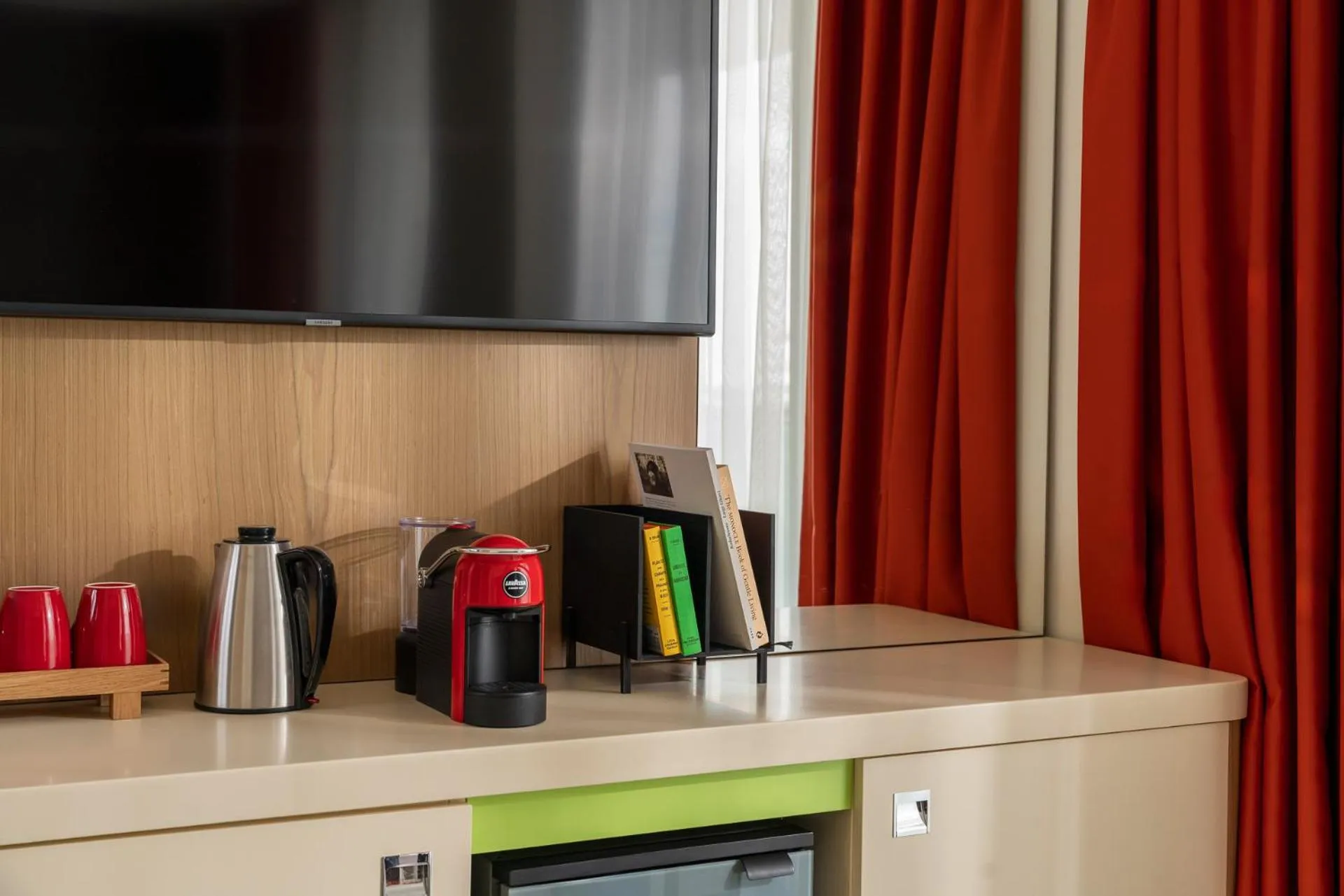 Coffee/tea facilities in Hotel Aria