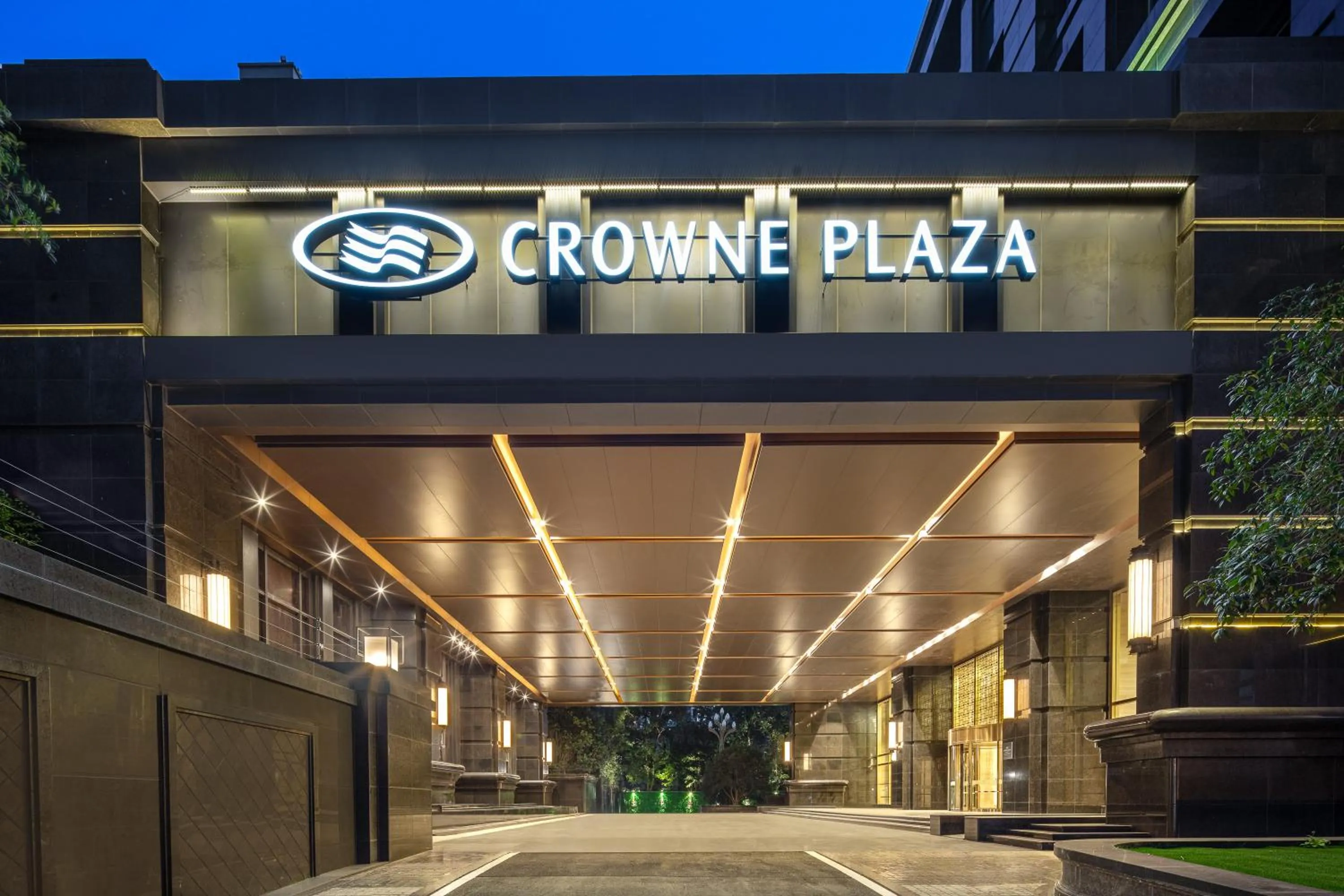 Property building in Crowne Plaza Chengdu Tianfu New Area by IHG