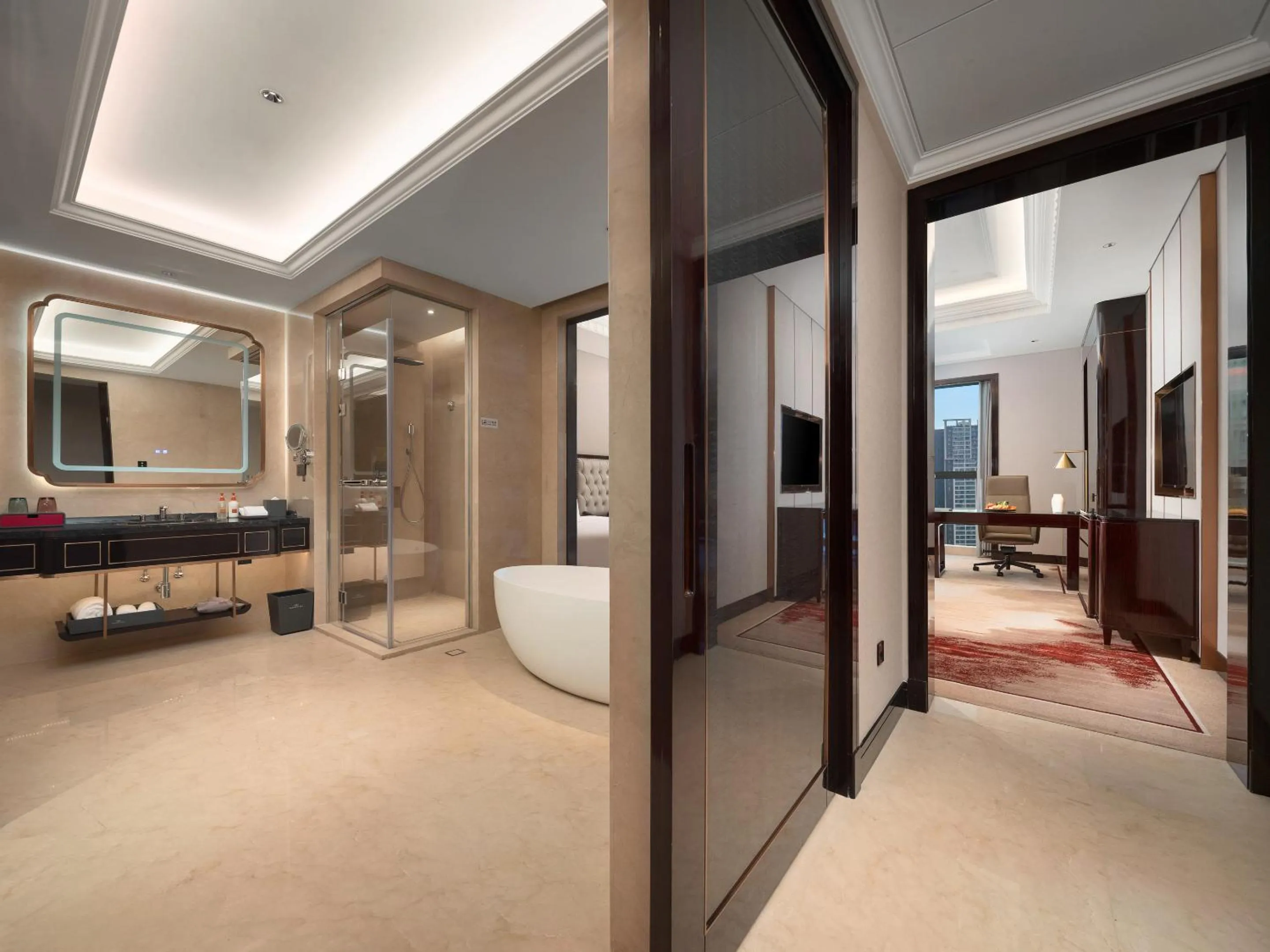 Bathroom, Bed in Crowne Plaza Chengdu Tianfu New Area by IHG