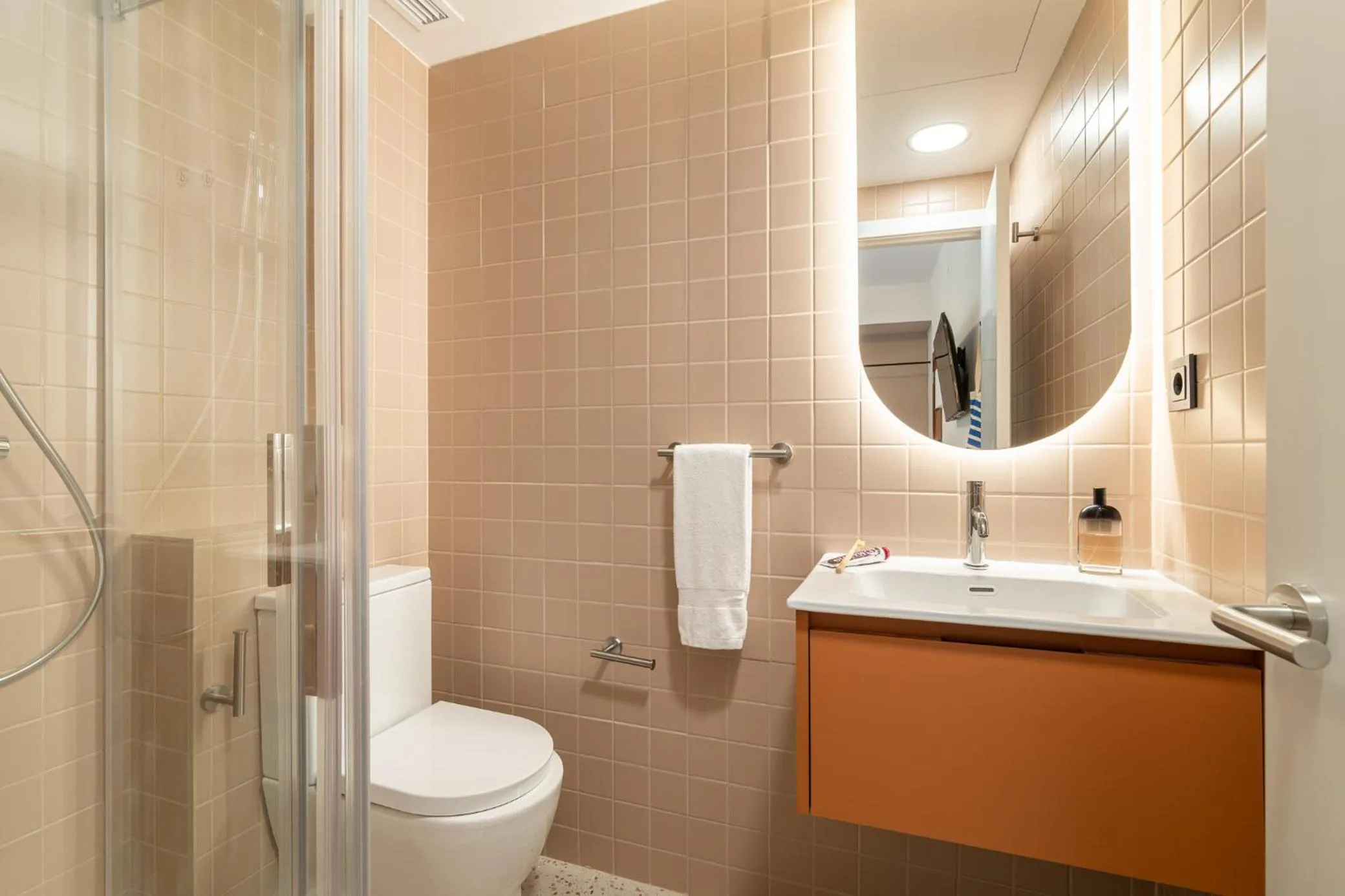 Bathroom in Hotel Robson - Smart Hotel