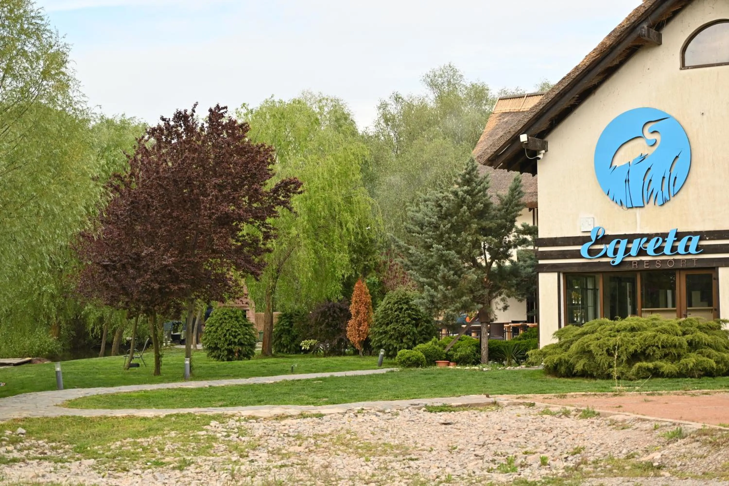 Property building in Egreta By Hoxton