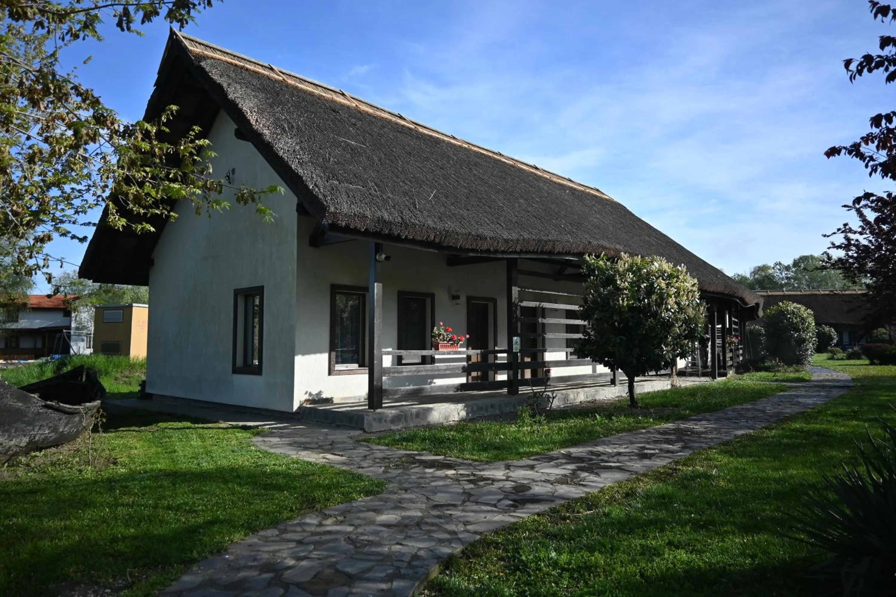 Garden view in Egreta By Hoxton