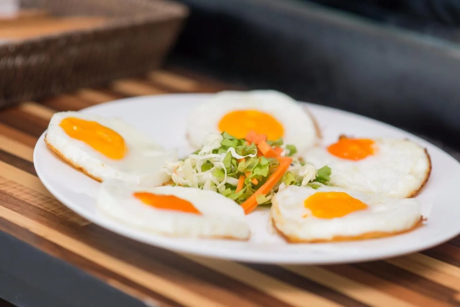 Buffet breakfast in Romyen Garden Place