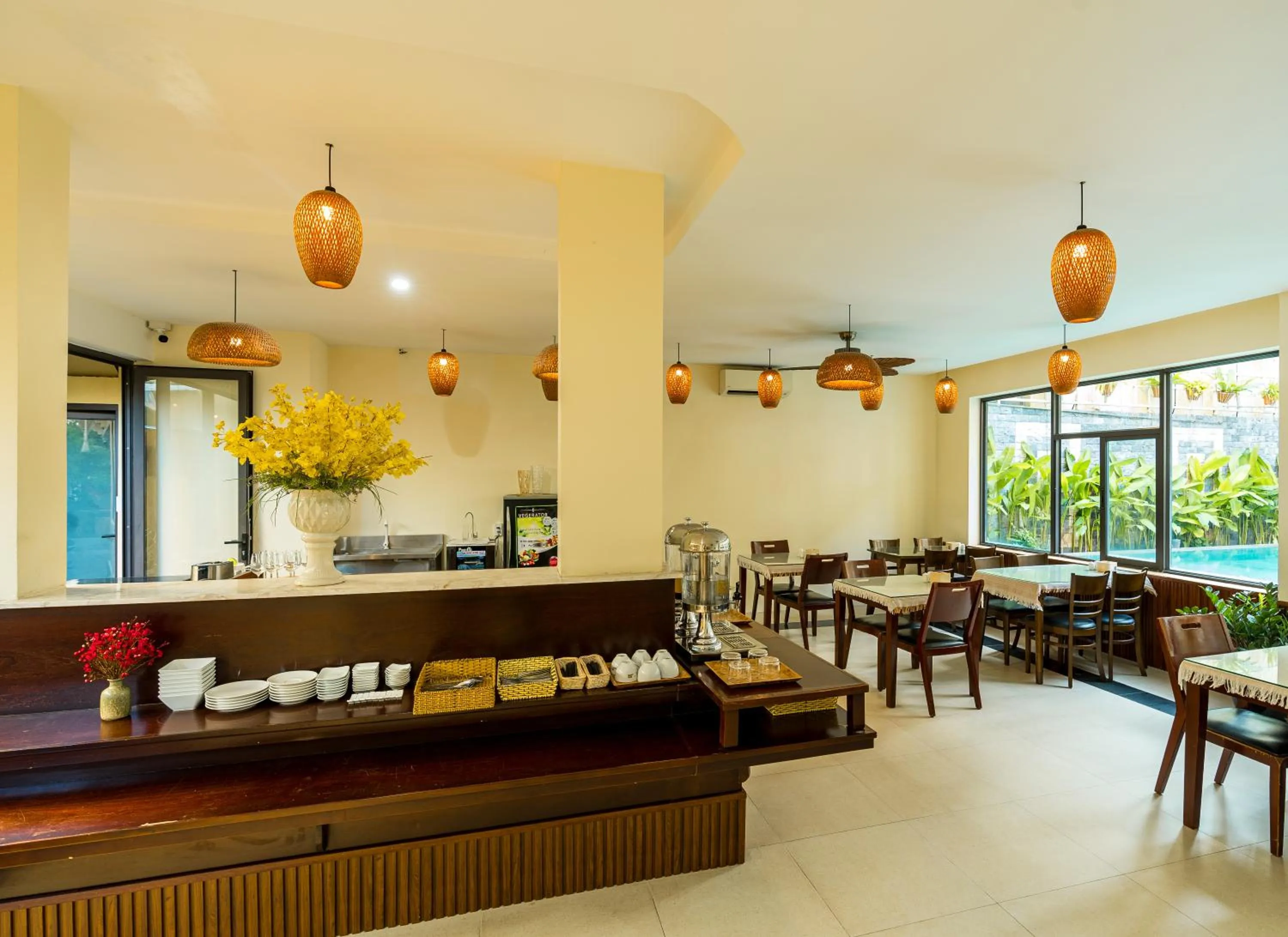 Restaurant/places to eat in Ancient Haven - Central Boutique Hotel