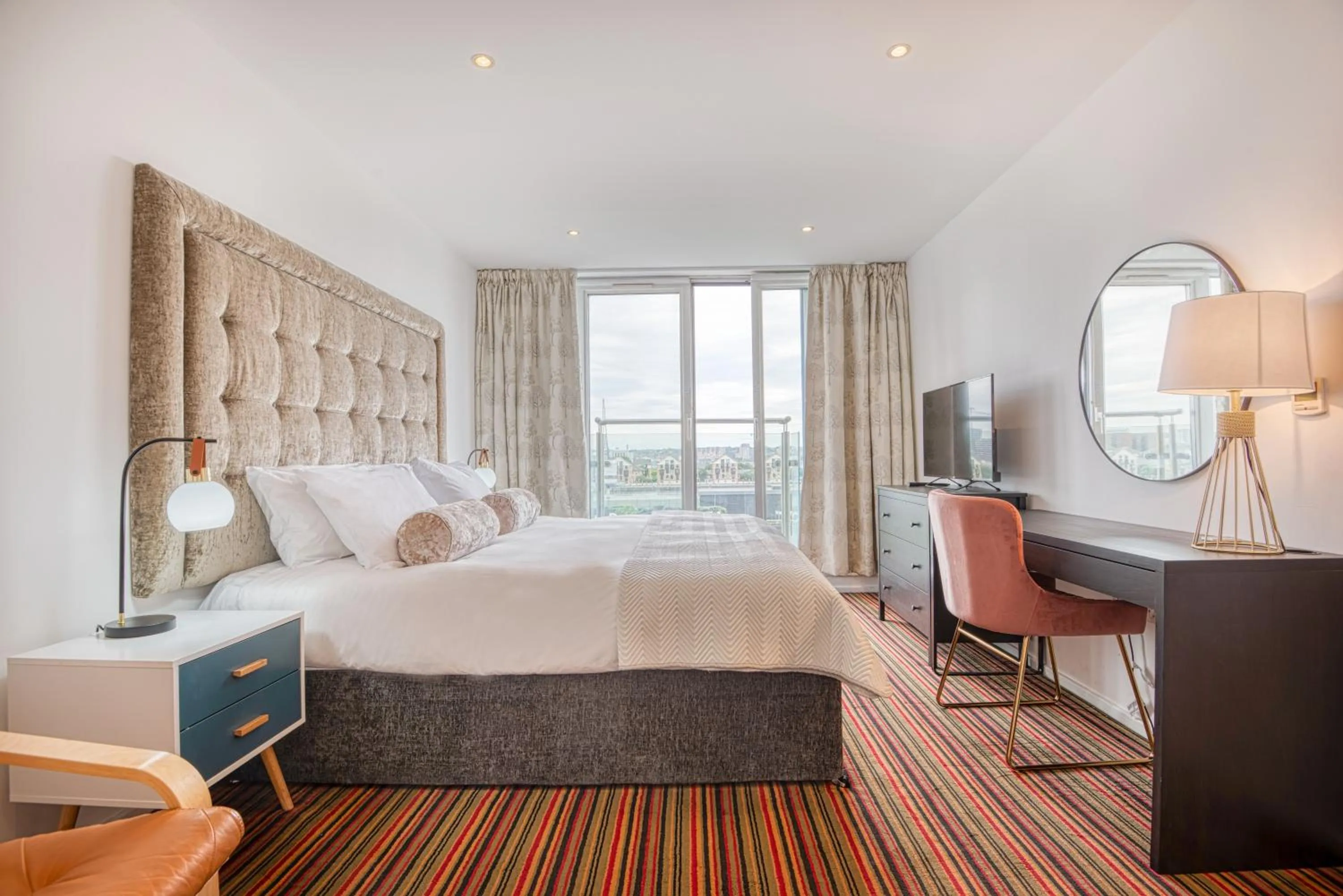 Bed in Austin David Apartments ExCeL