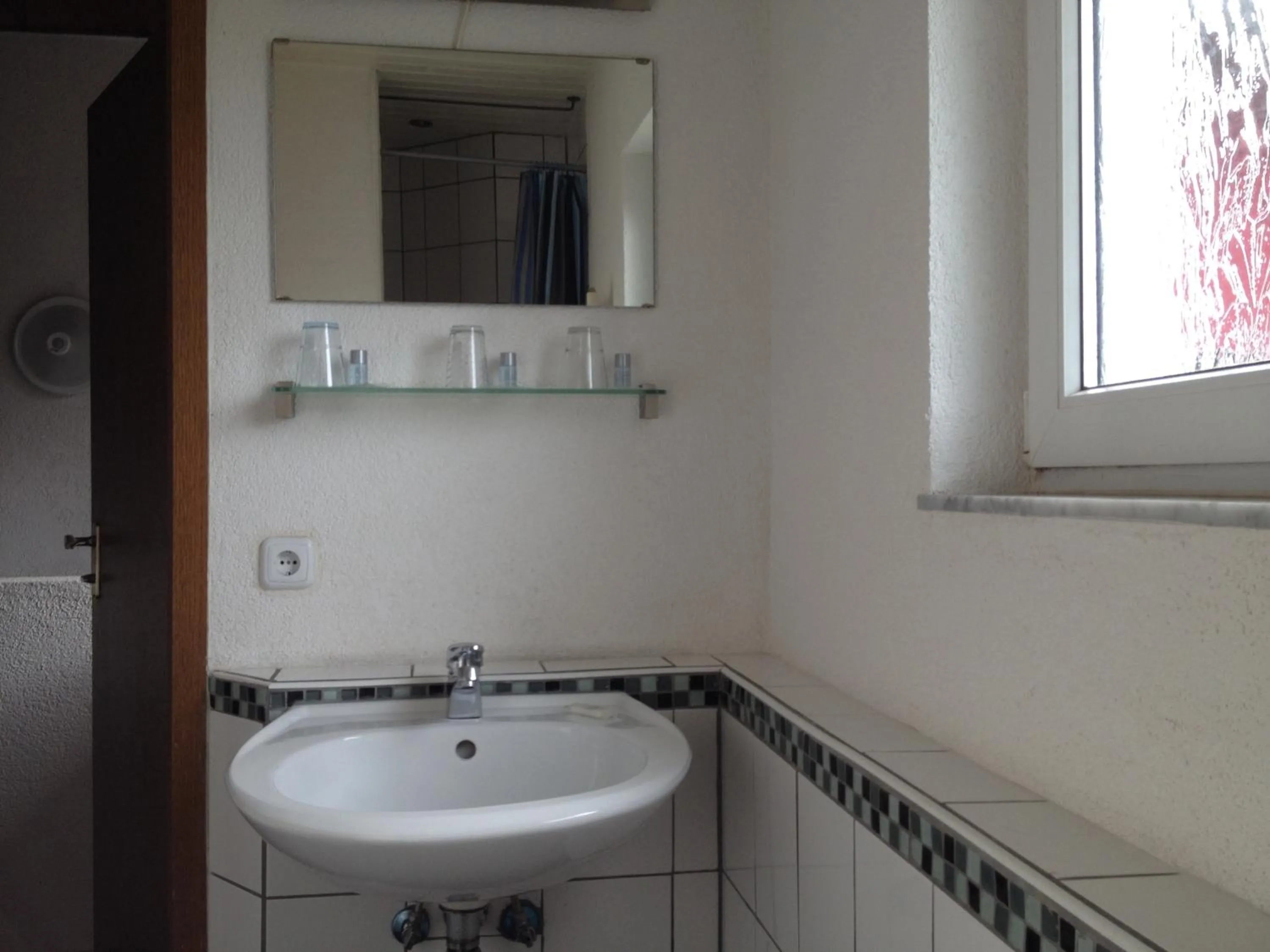 Bathroom in Hotel Saarland Lebach