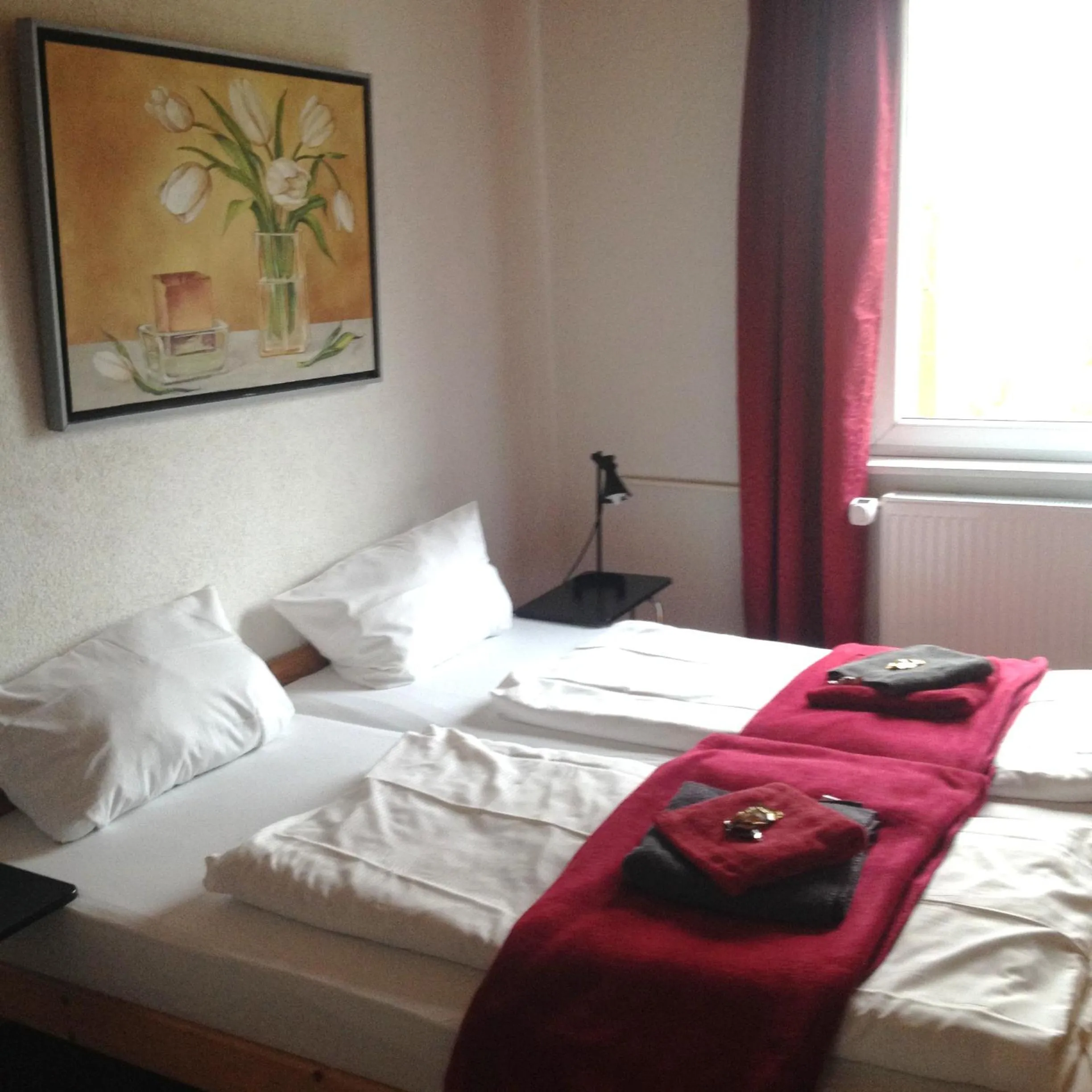 Bedroom, Bed in Hotel Saarland Lebach
