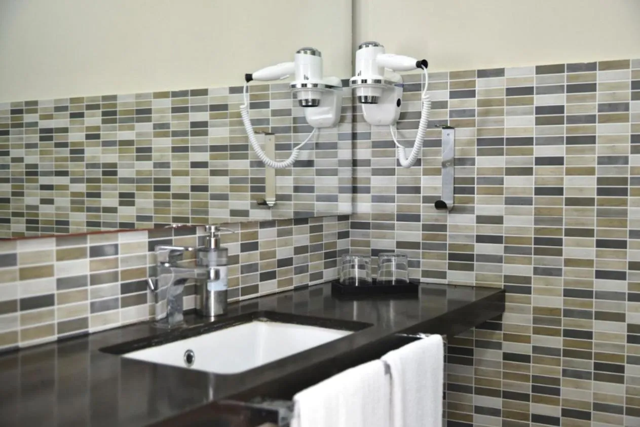 Bathroom in Hotel la Spiaggia