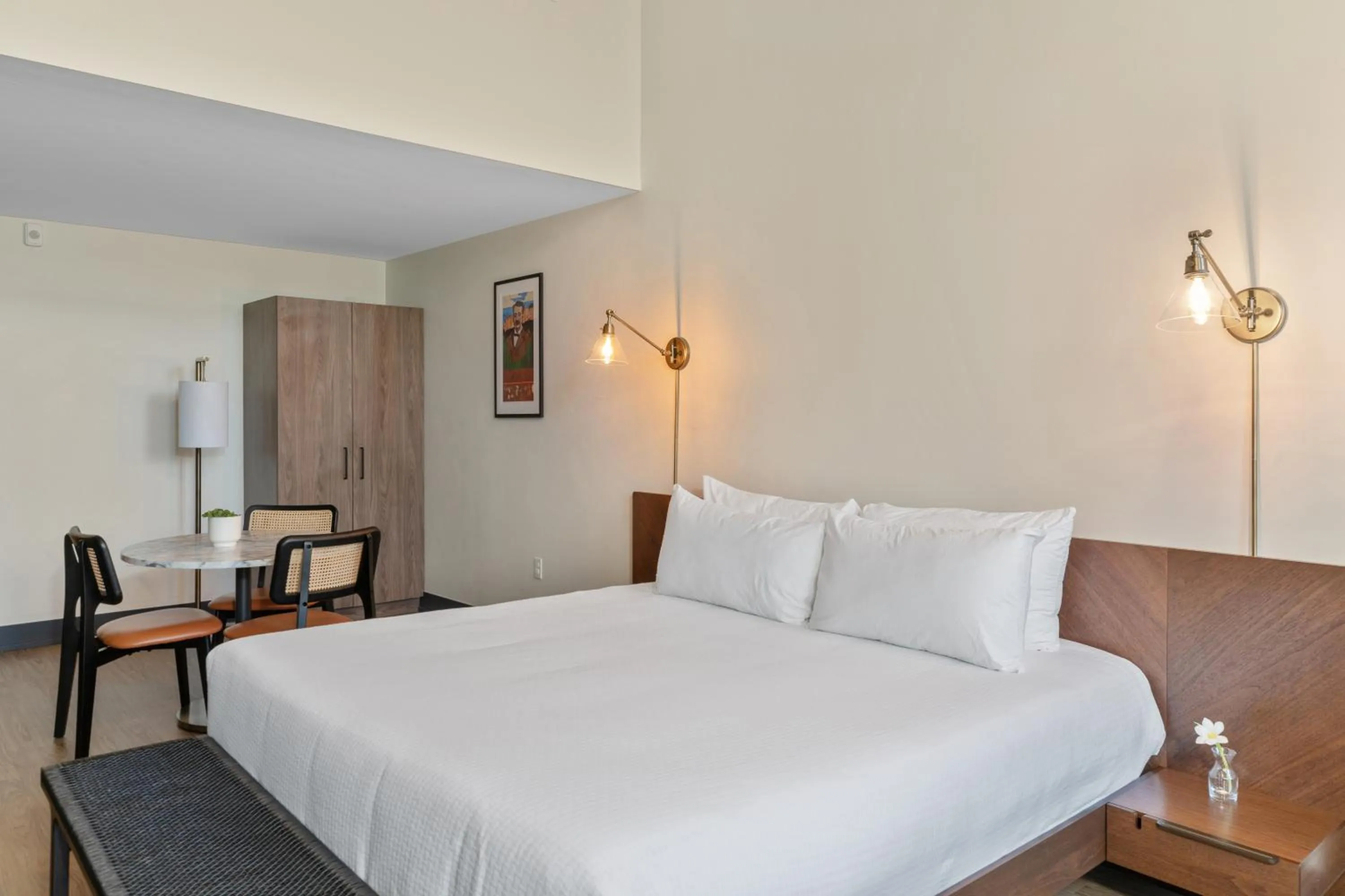 Bed in The Rathbone Hotel