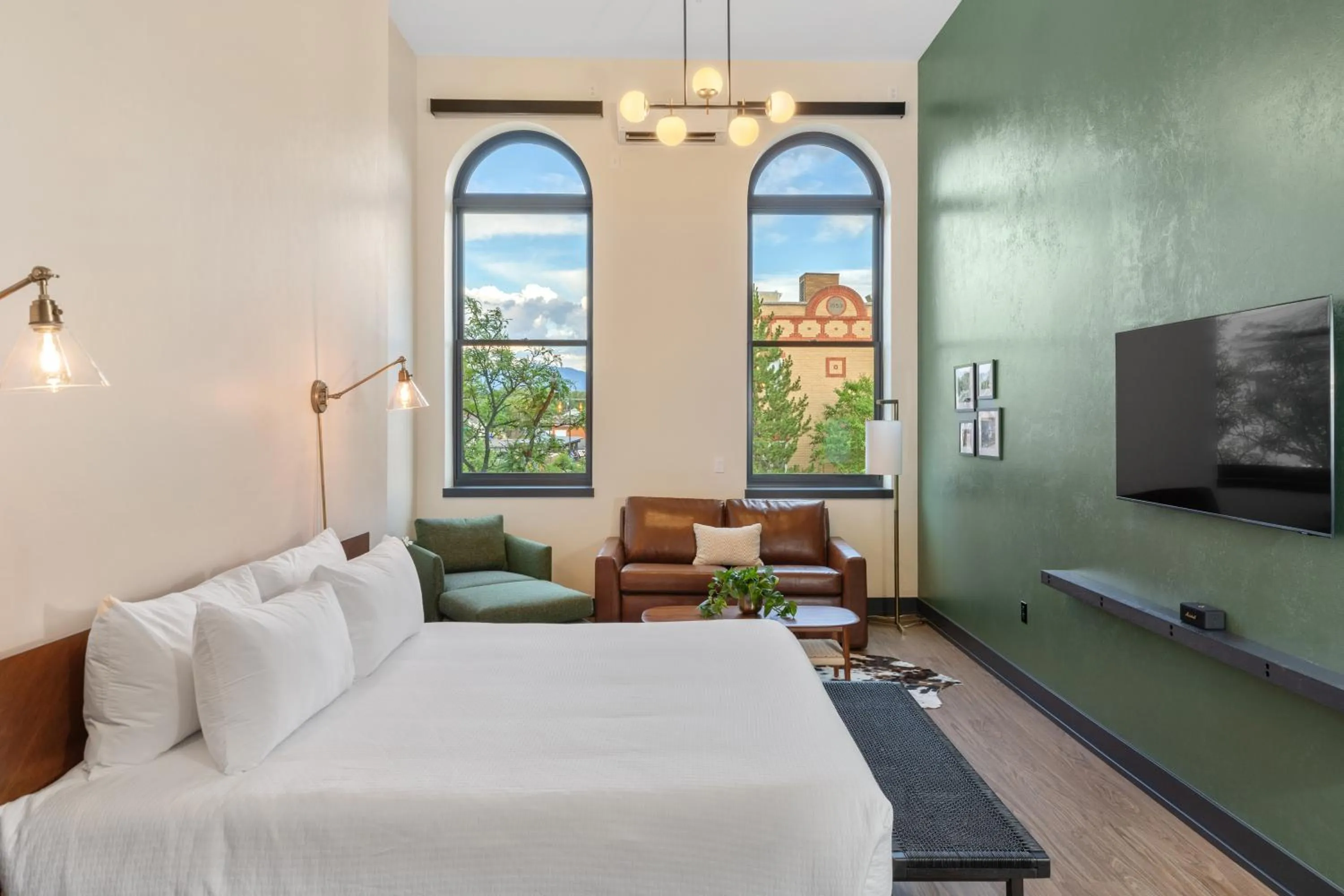 Bed in The Rathbone Hotel