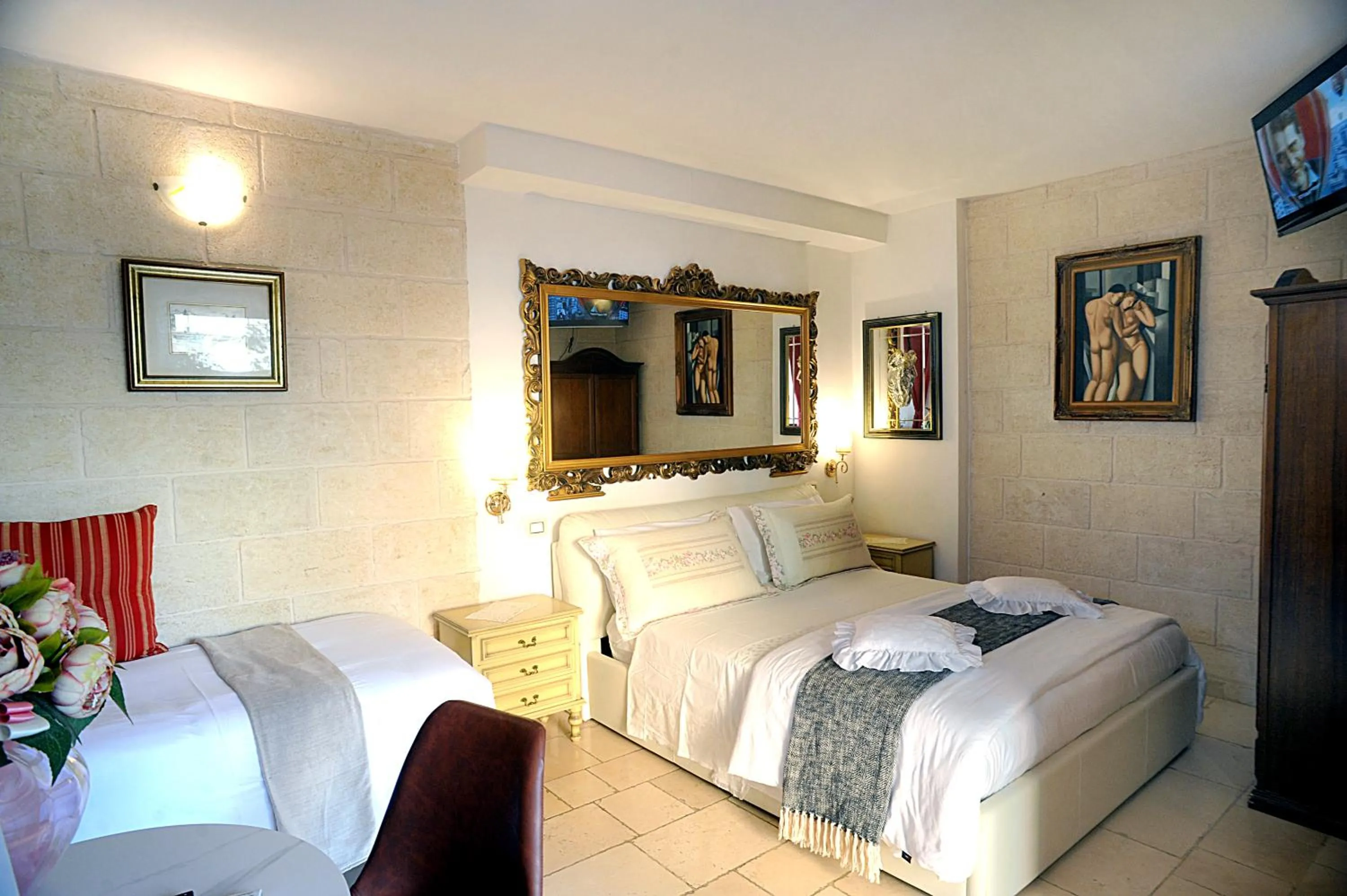 Photo of the whole room, Bed in B&B GianLuis