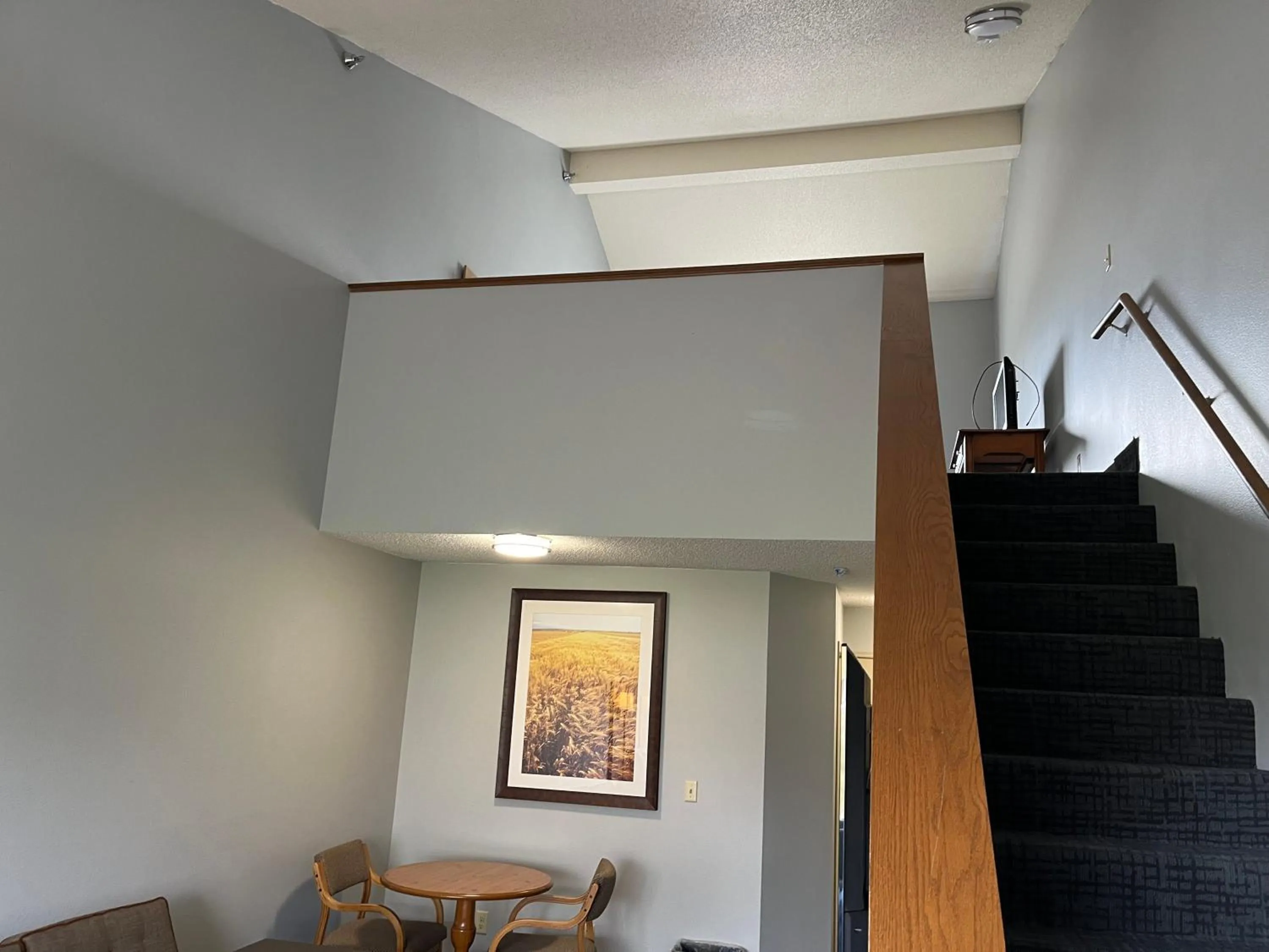 Balcony/Terrace in Days Inn & Suites by Wyndham Williamsburg IA North