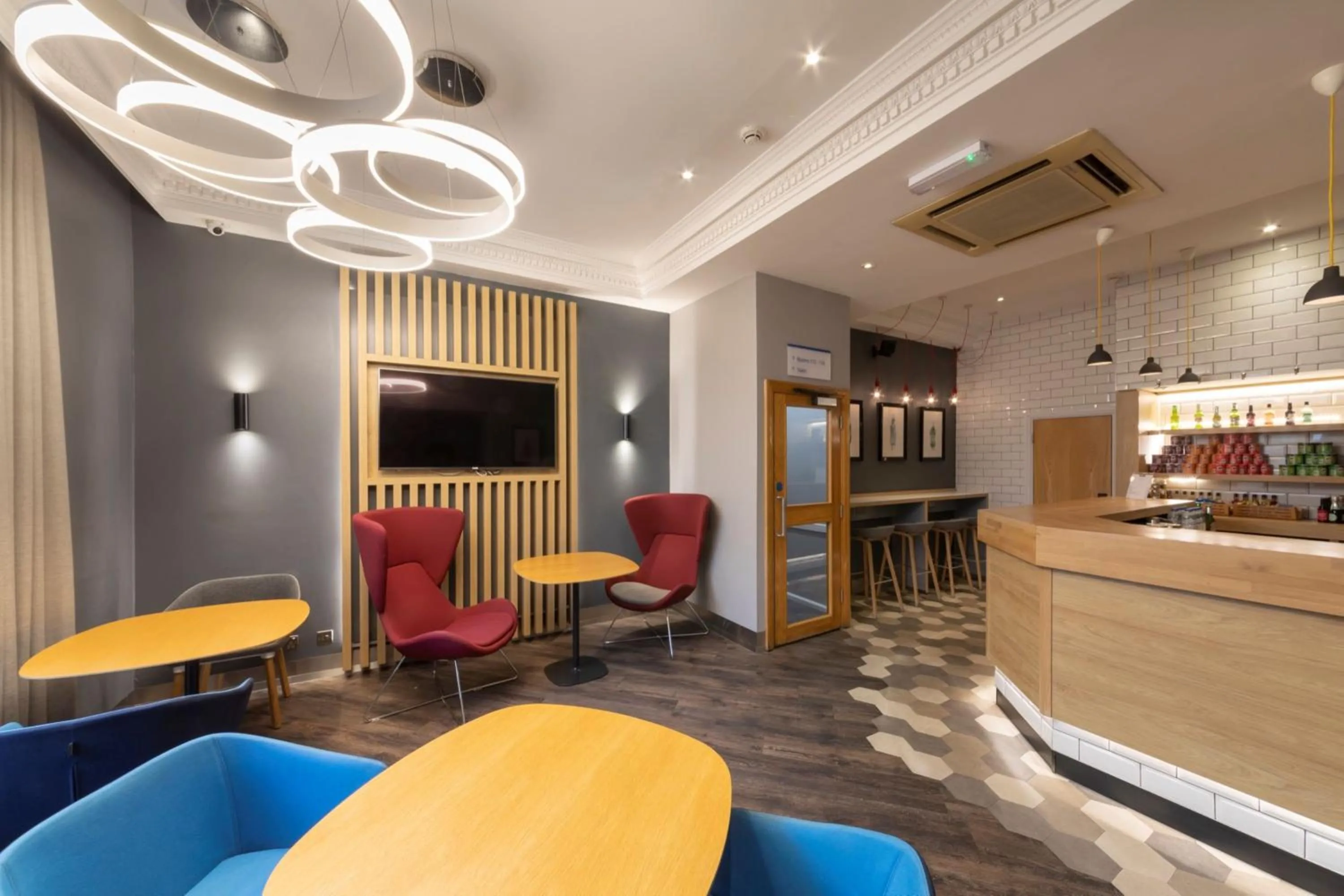 Property building in Holiday Inn Express London Victoria by IHG