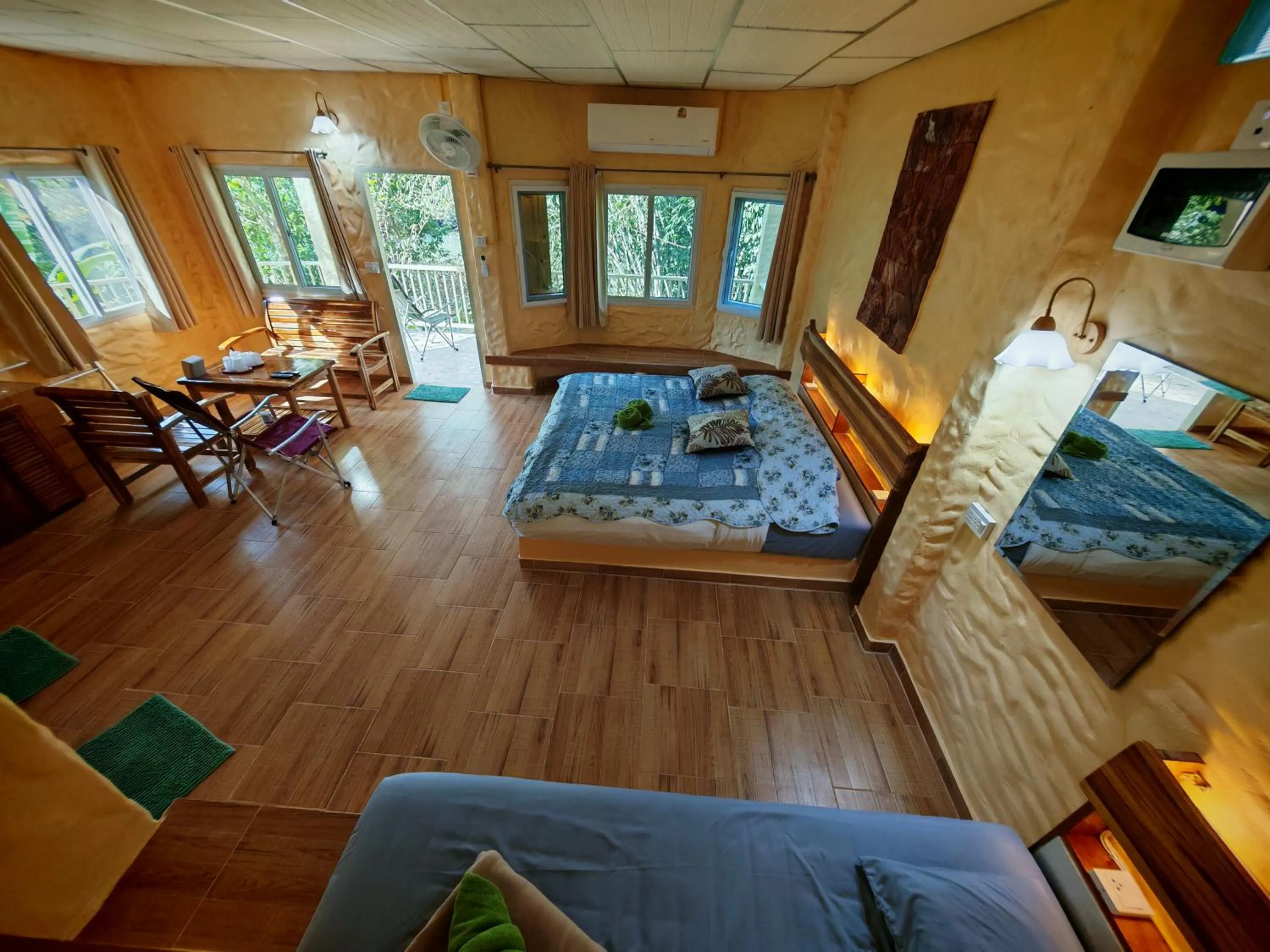 Bed in Baandin Chiewlarn