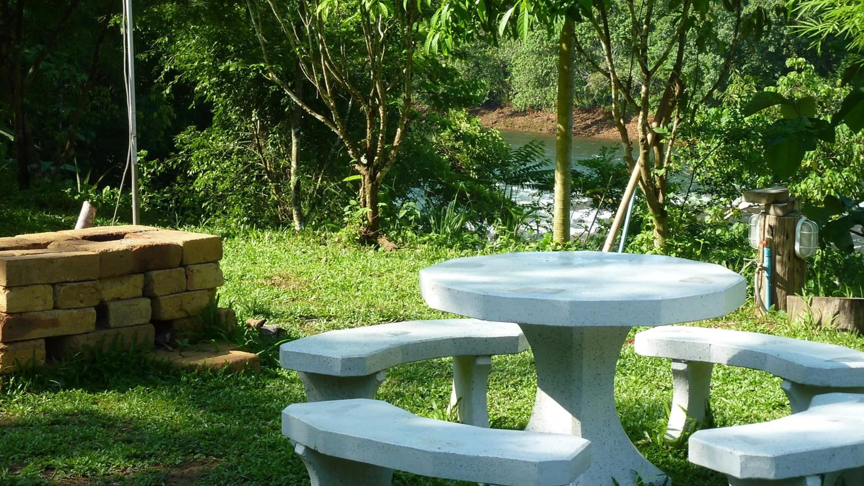 Garden in Baandin Chiewlarn