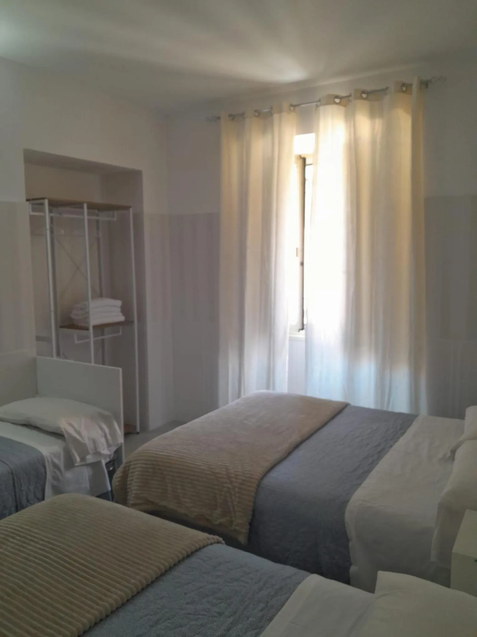 Bedroom, Bed in AltaDomus Roma