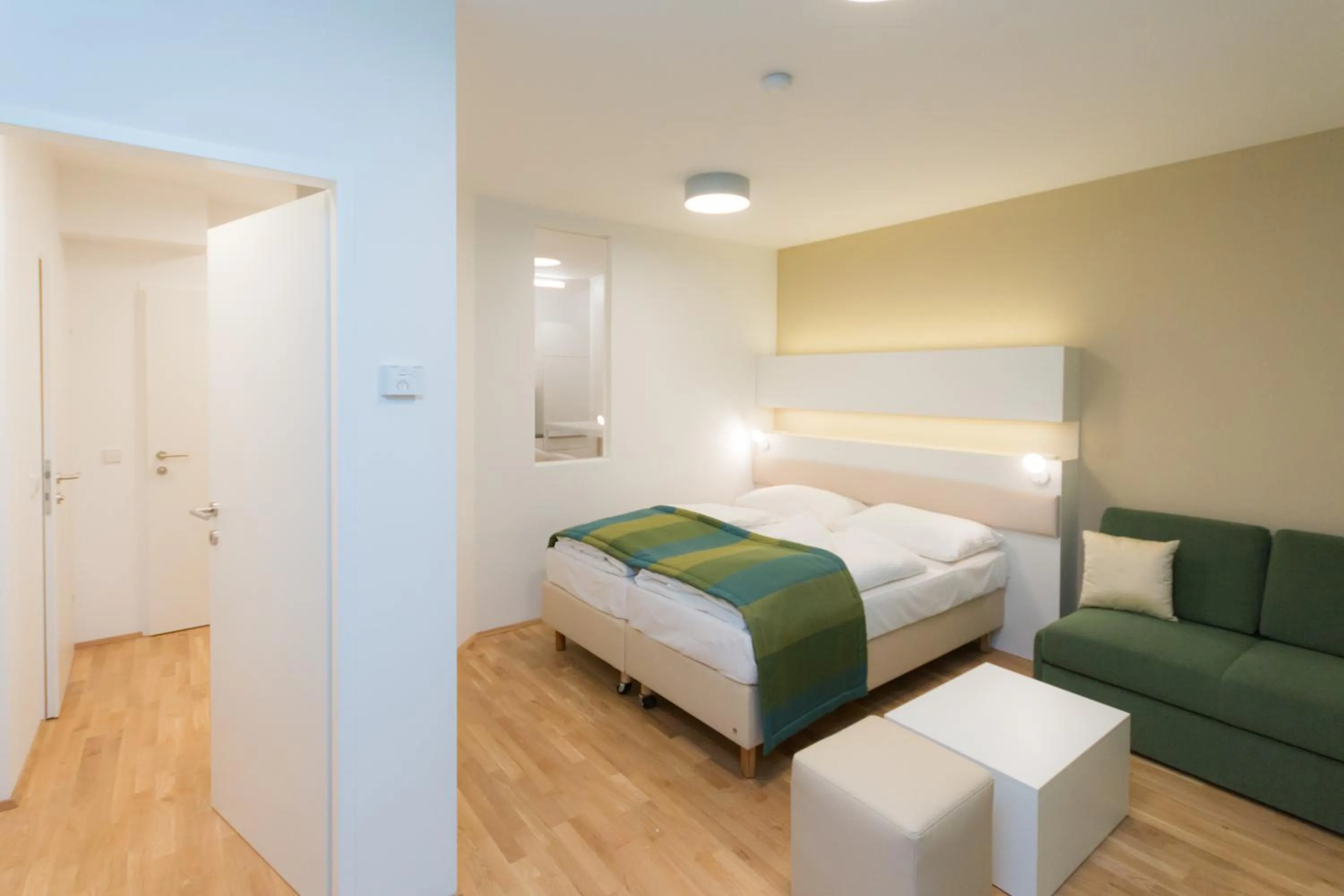 Bedroom, Bed in Smart Apart Living - Wien Hauptbahnhof - self check-in