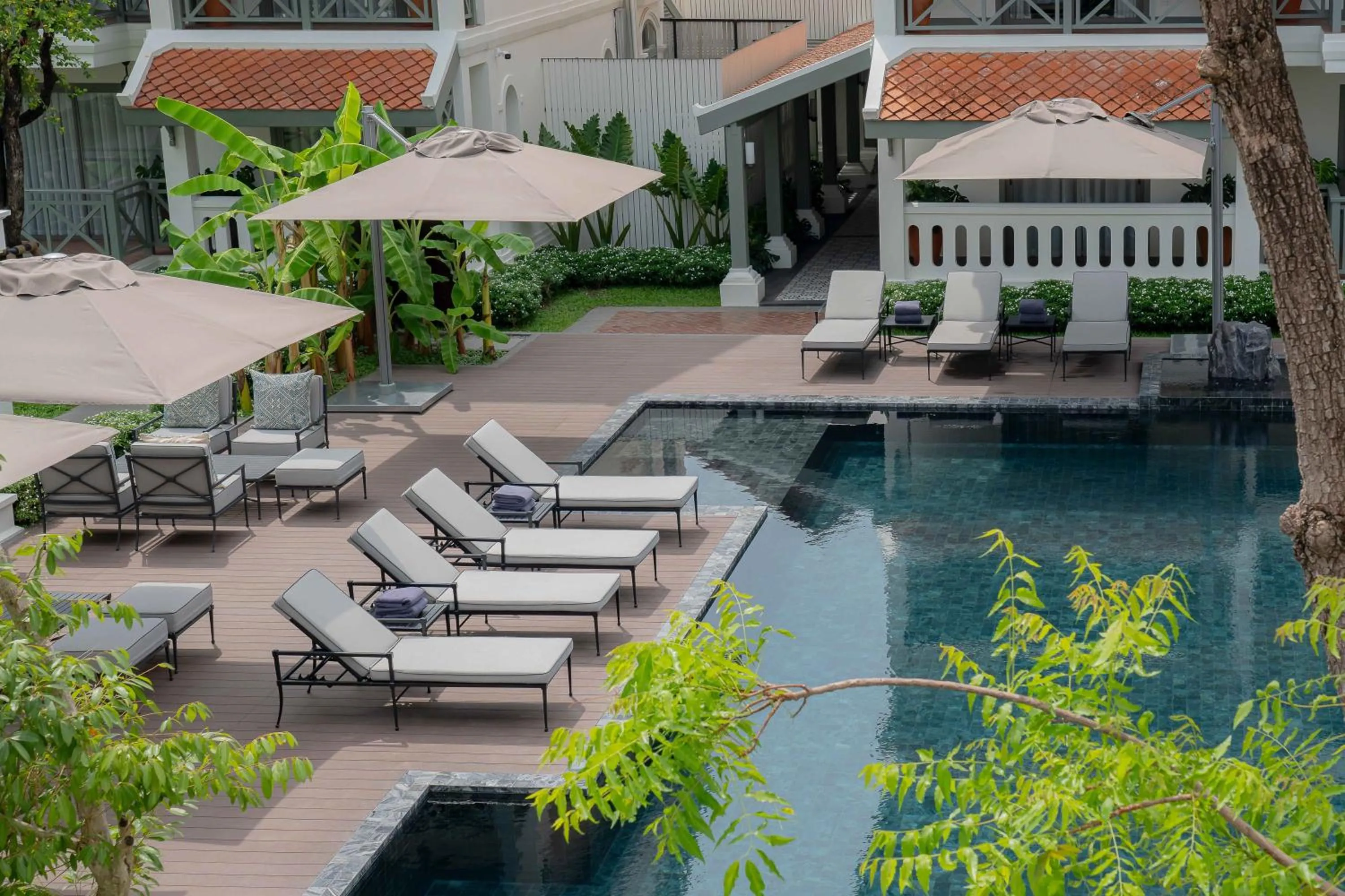 Pool view in Souphattra Heritage Vientiane