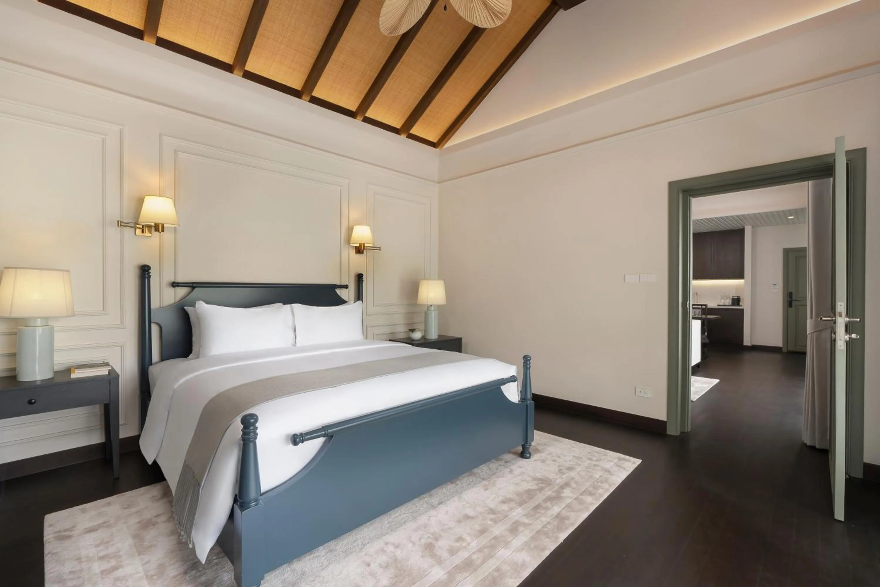 Family, Bed in Souphattra Heritage Vientiane