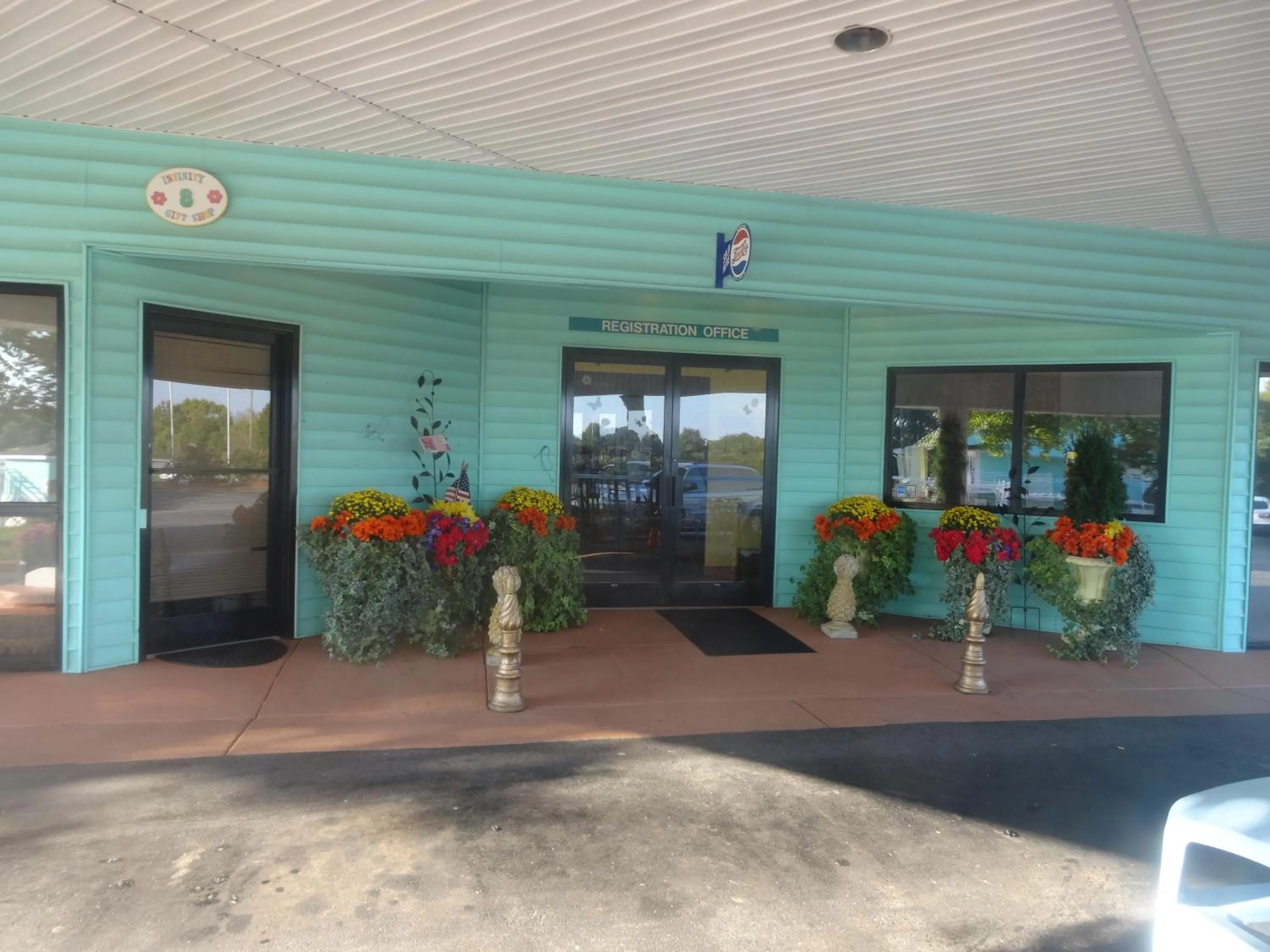 Facade/entrance in Express Inn and Suites