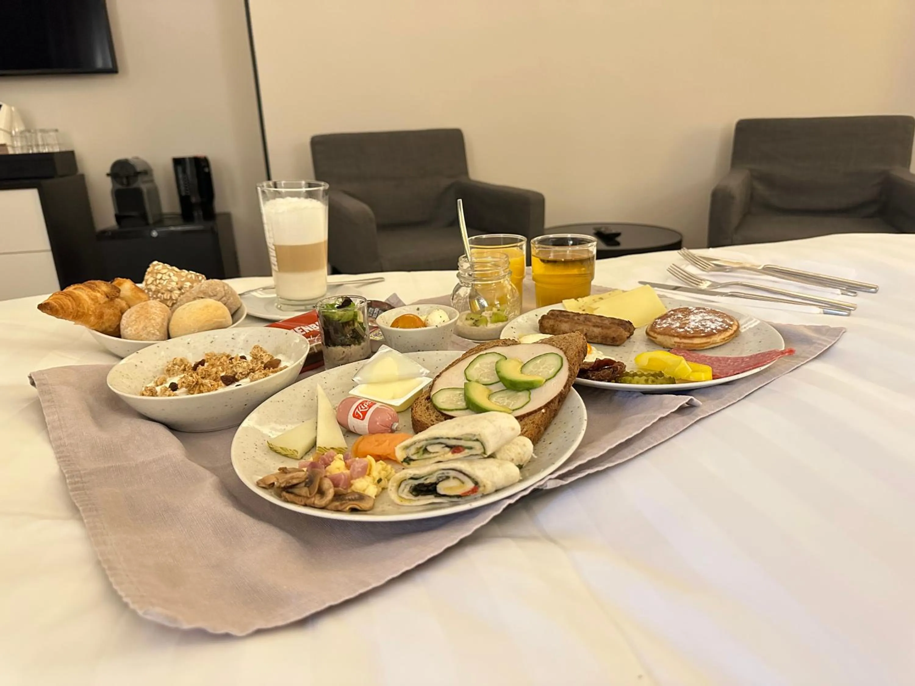 Breakfast in Hotel Grand Canal