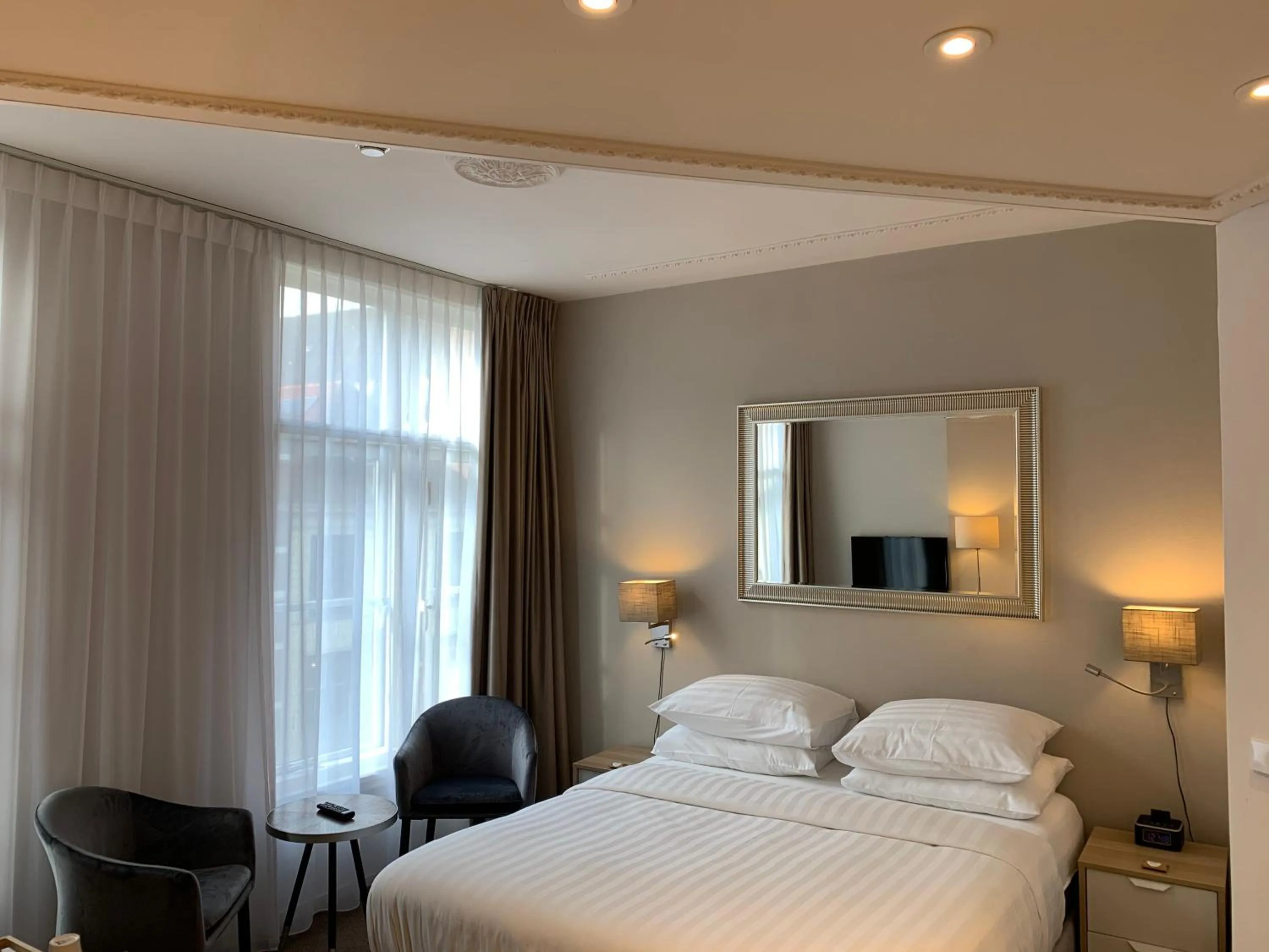 Bed in Hotel Grand Canal