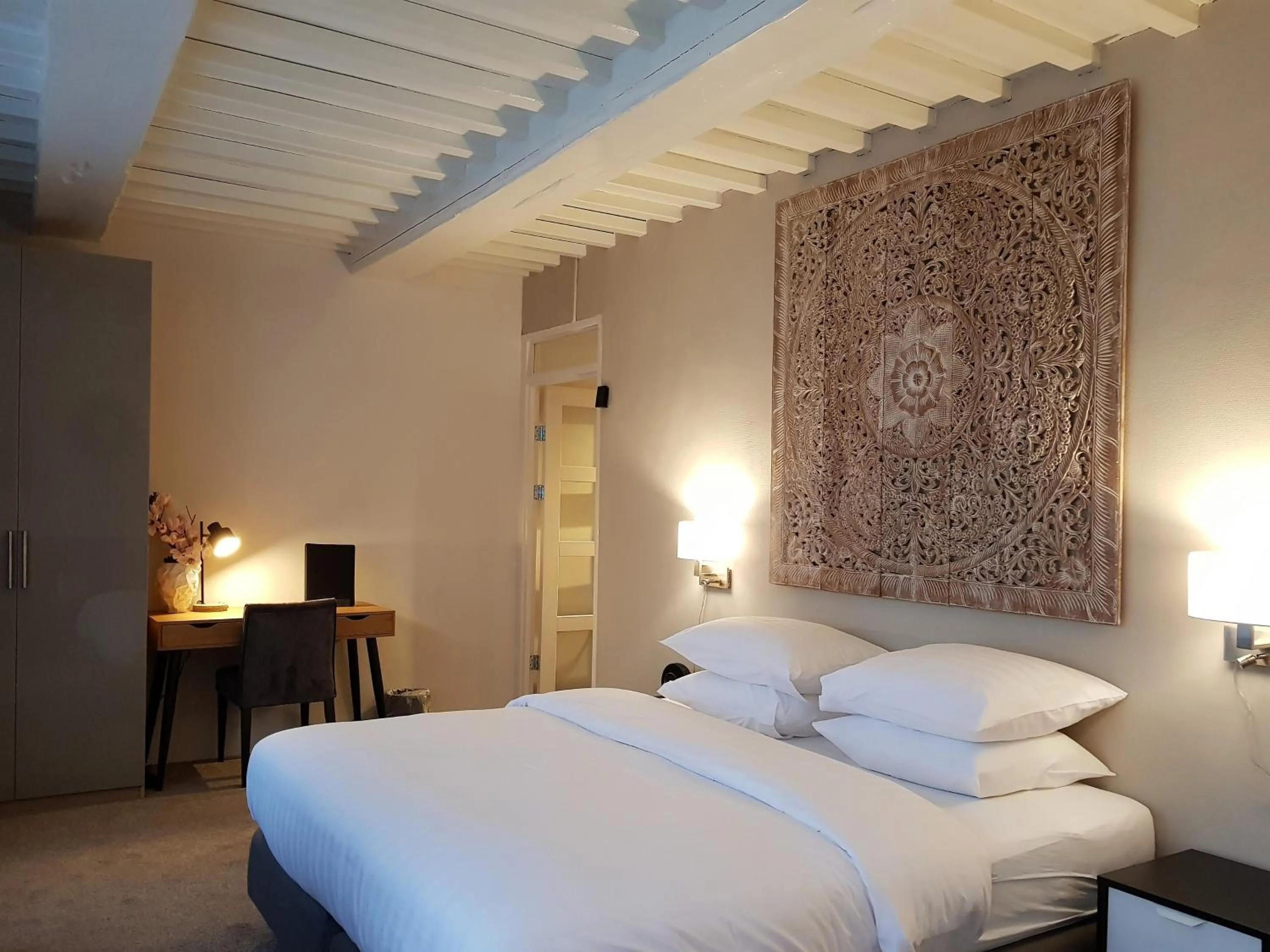 Photo of the whole room, Bed in Hotel Grand Canal