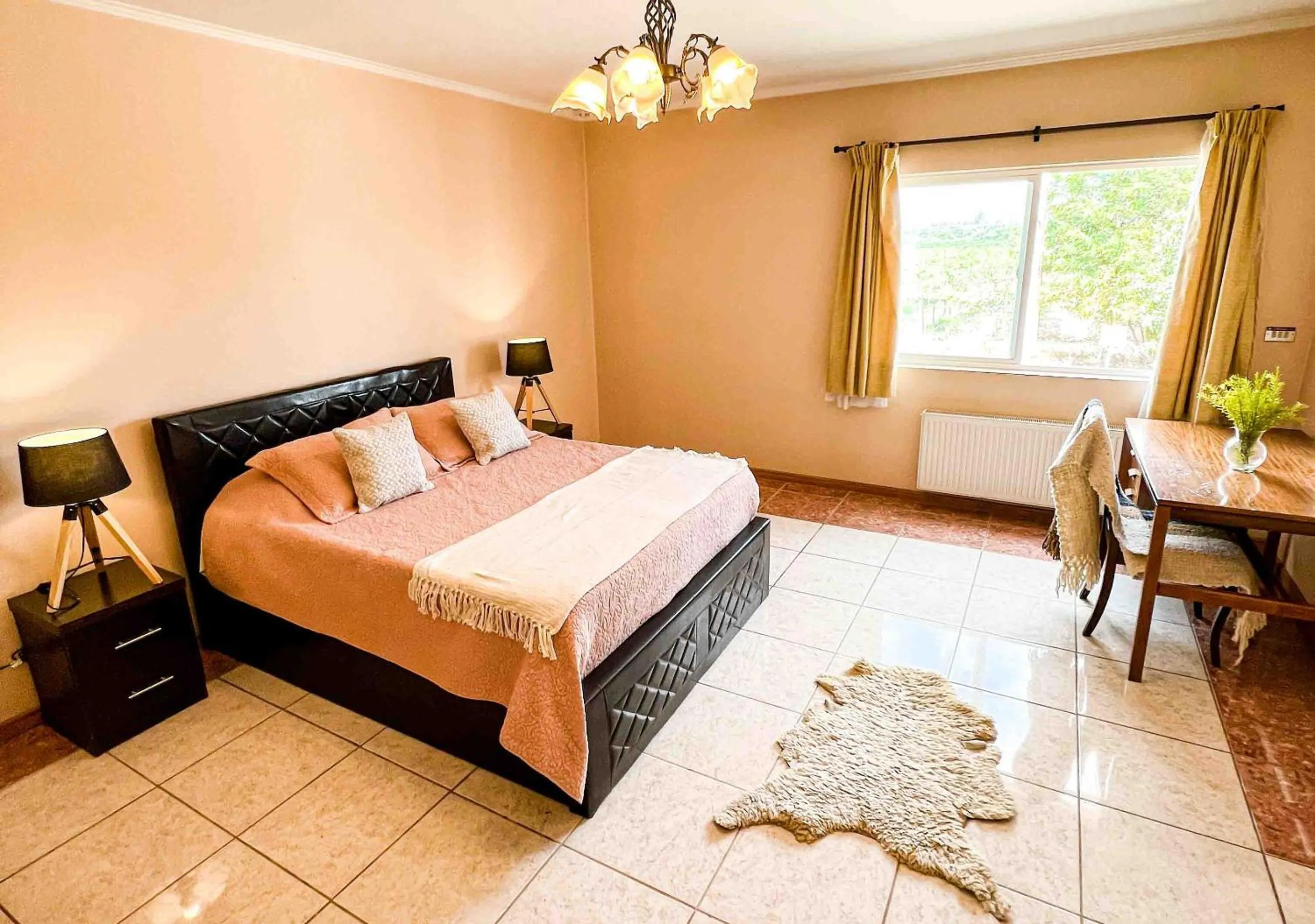 Bedroom, Bed in Hotel El Almendro