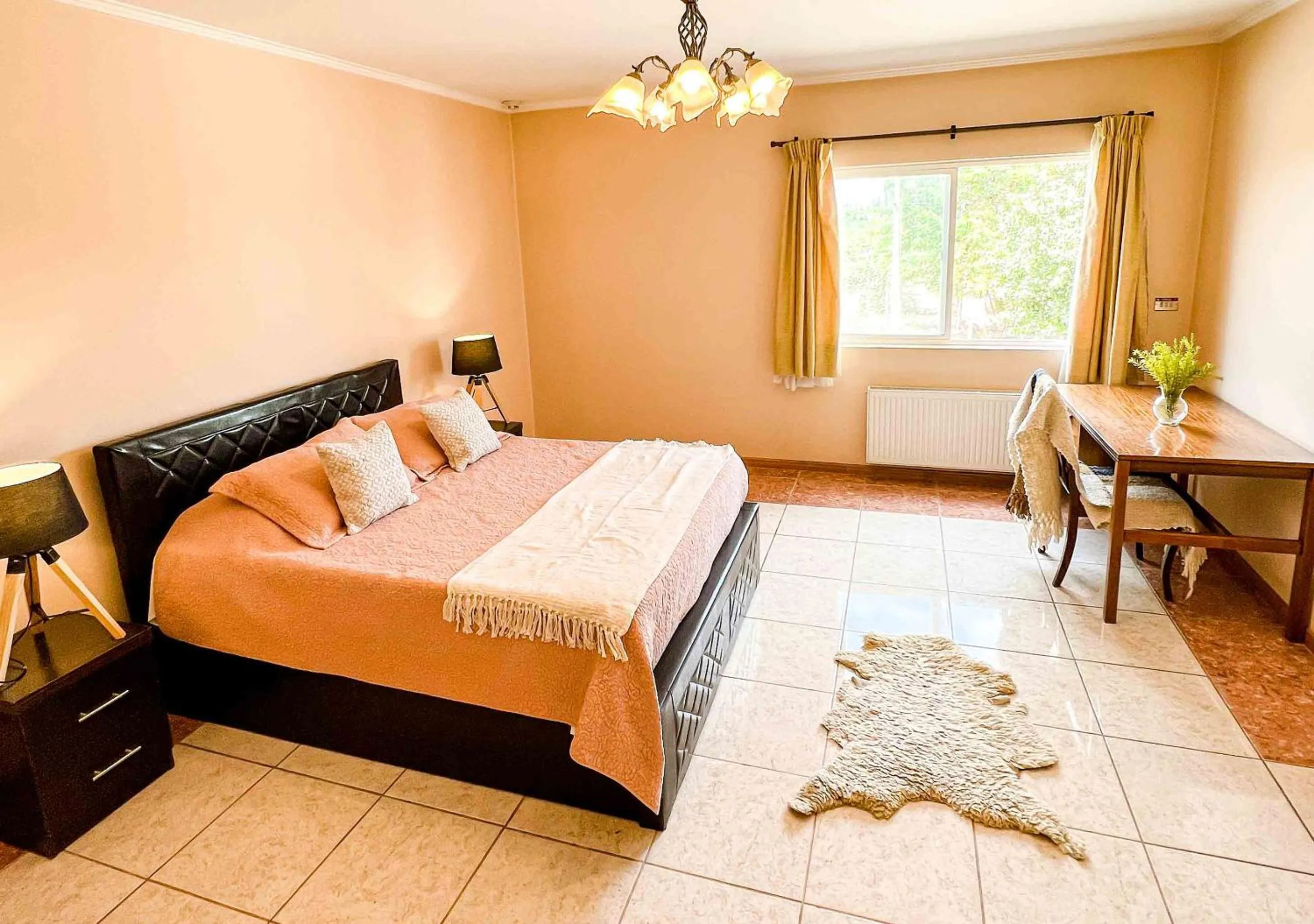 Bedroom, Bed in Hotel El Almendro