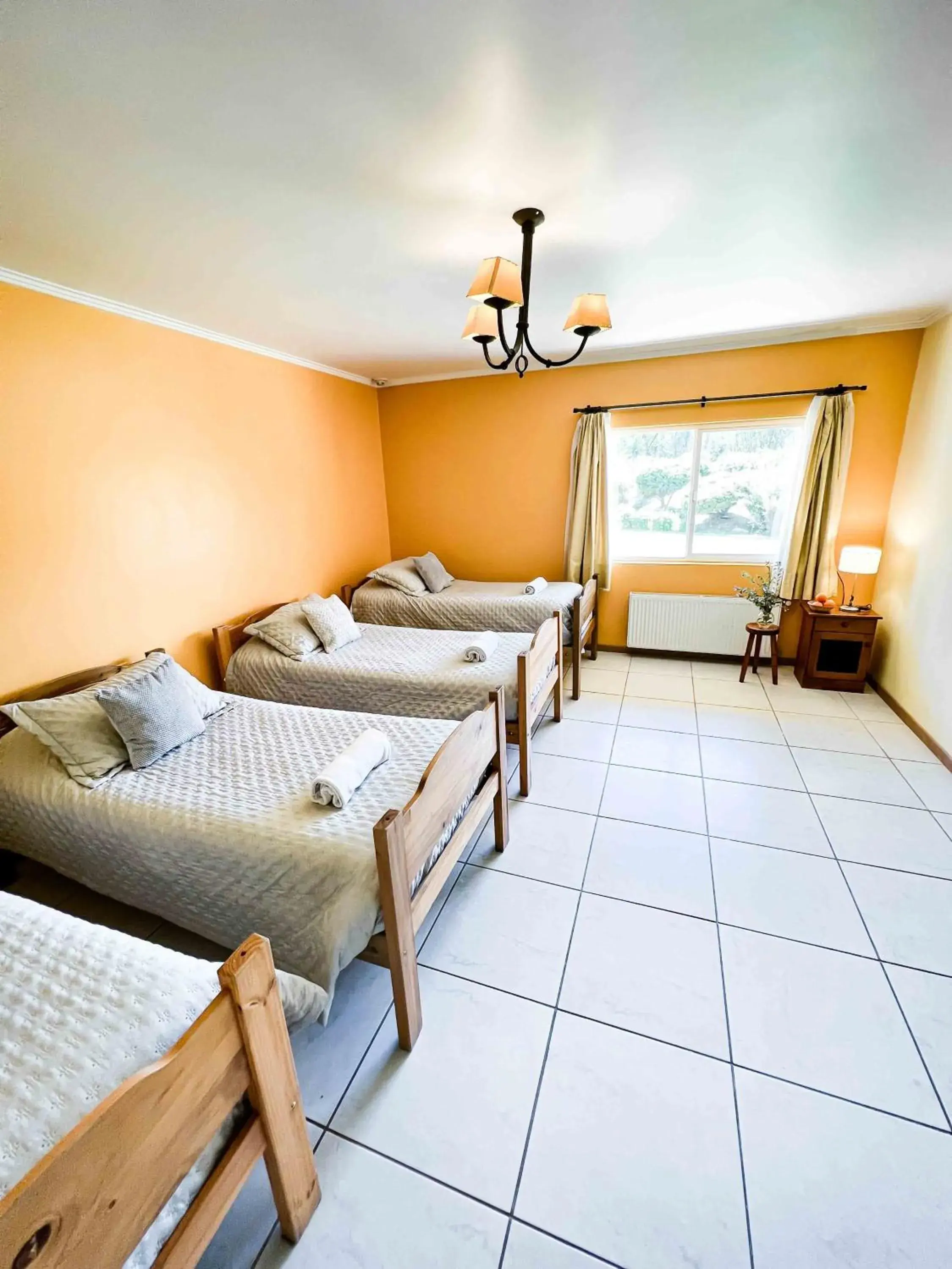 Classic Quadruple Room in Hotel El Almendro Classic Quadruple Room in Hotel El Almendro