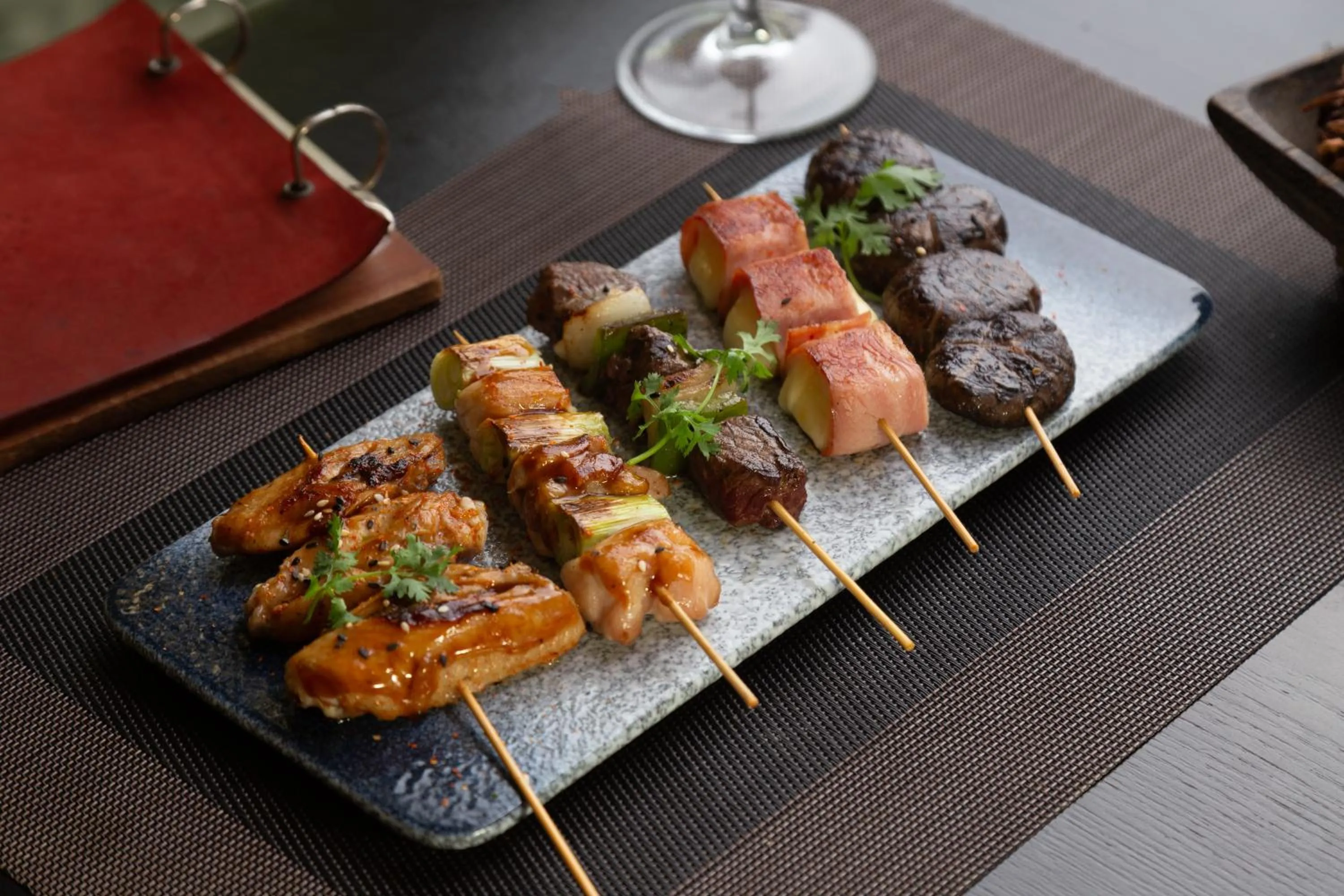 Food and drinks in Caravan Hotel by EHM