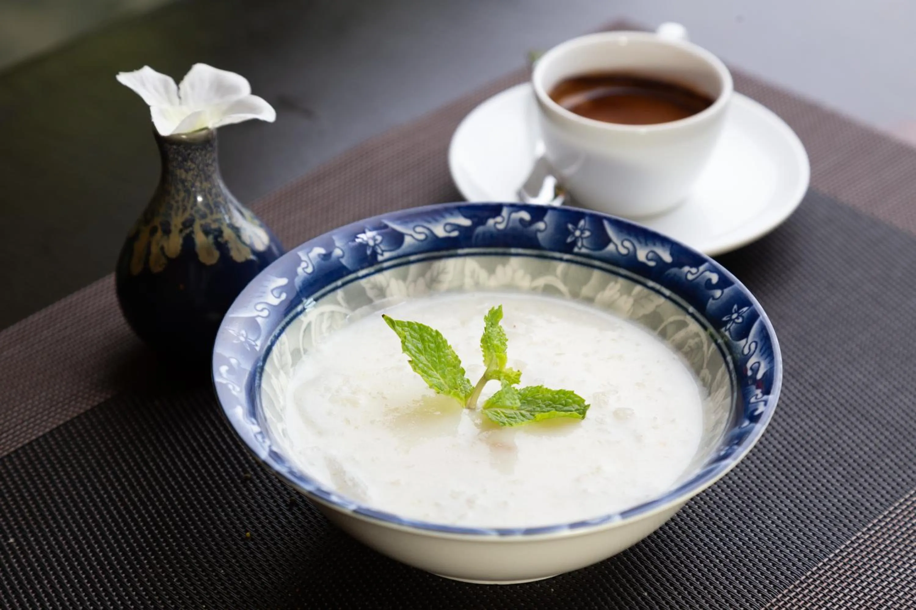 Food close-up in Caravan Hotel by EHM
