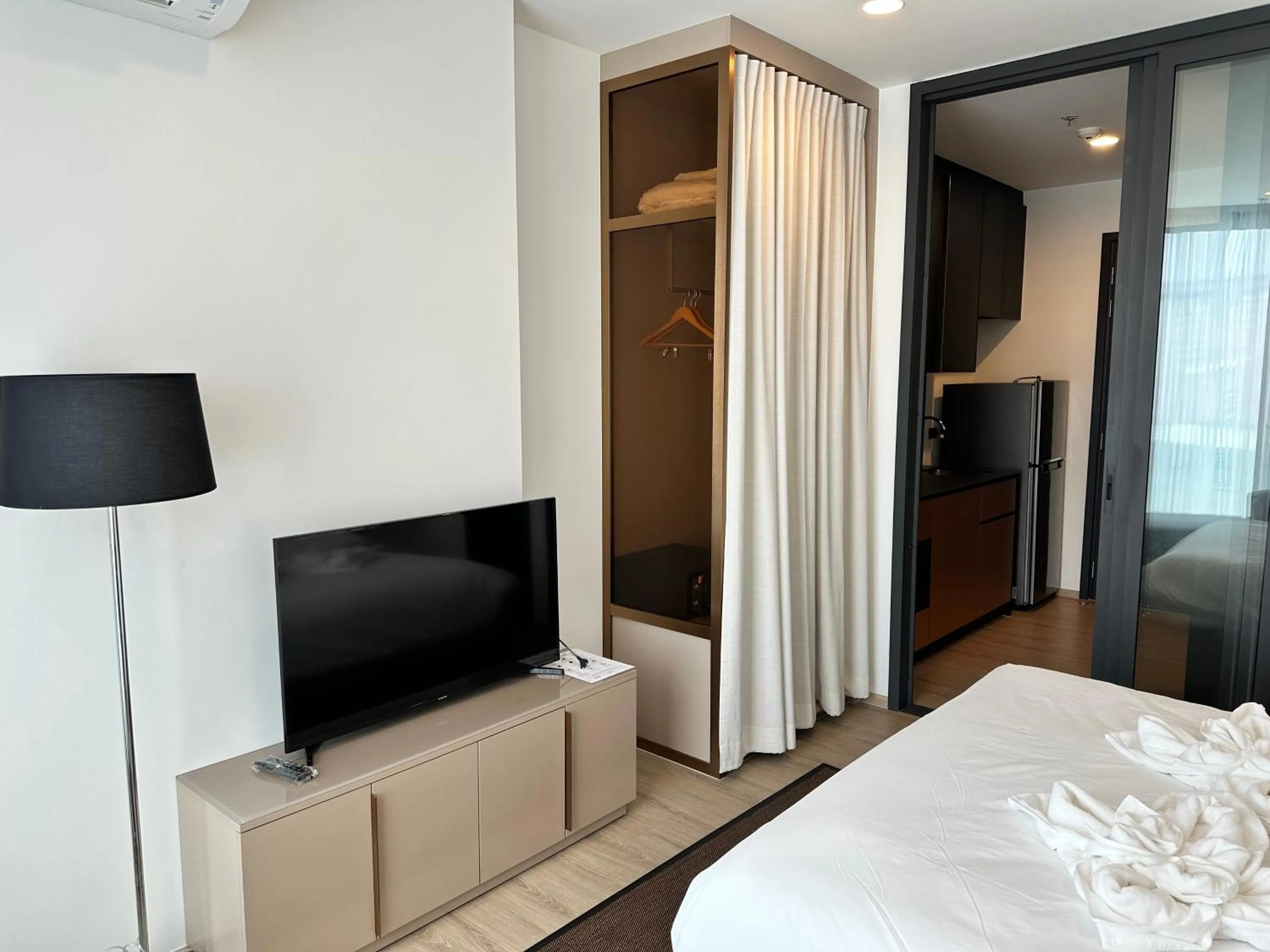 Bed in EDGE Central Pattaya