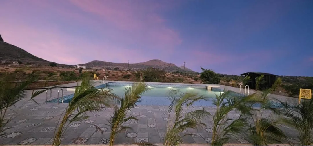 Swimming pool in Shreephal luxurious Resort- Best resort in saputara