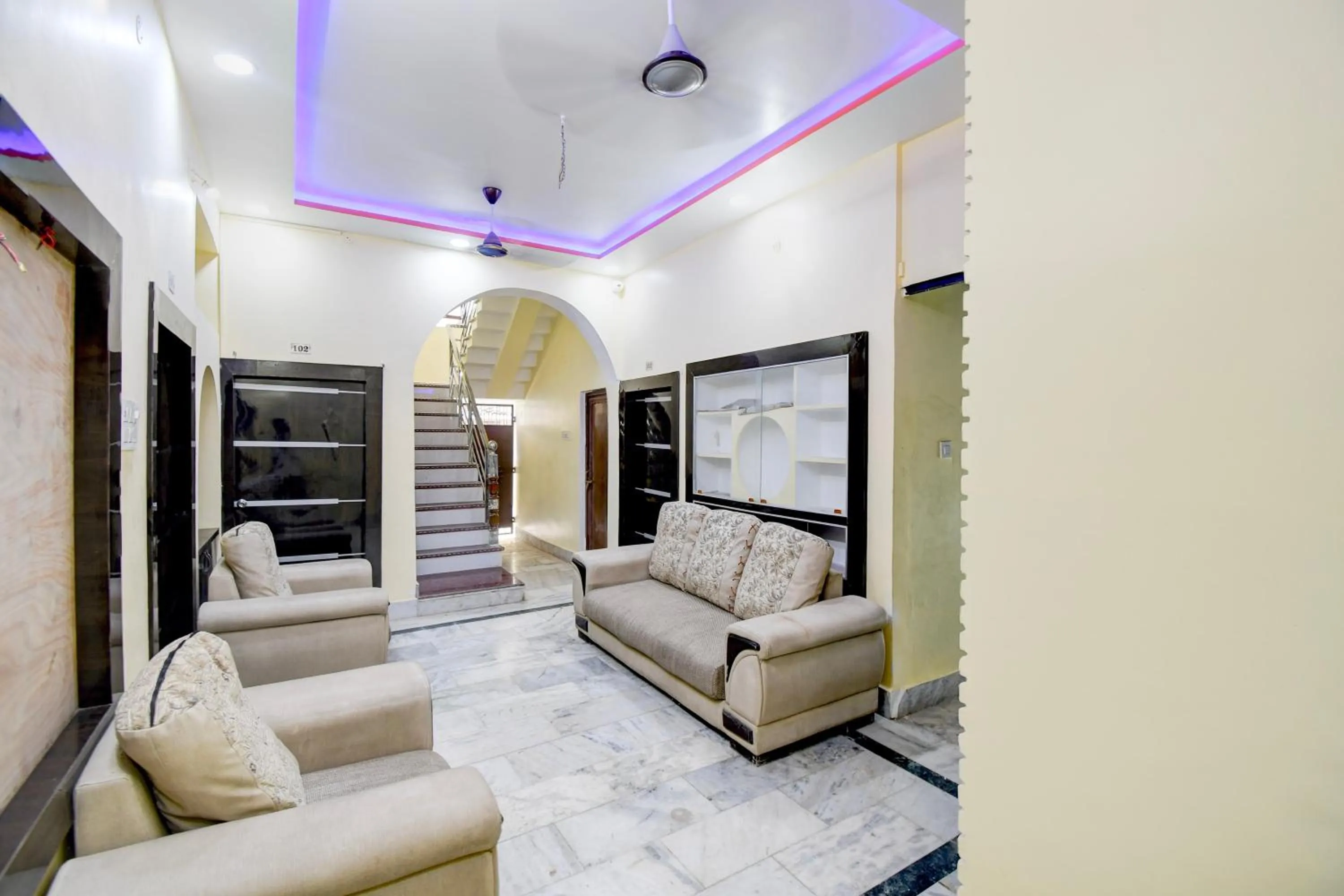 Lobby or reception in Super Hotel O Magadh Guest House