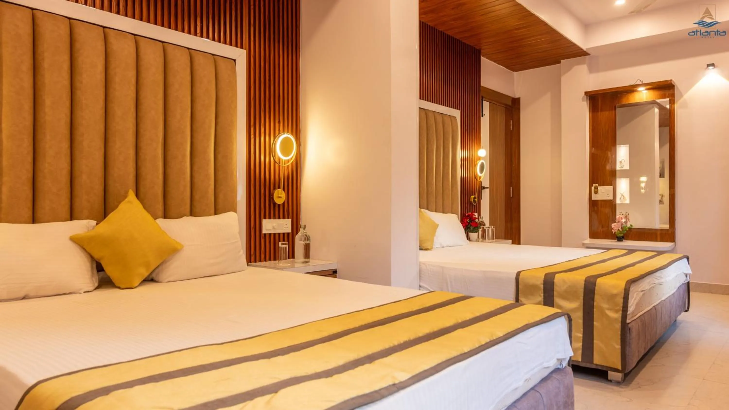 Photo of the whole room, Bed in Hotel Atlanta - A Seaview Hotel