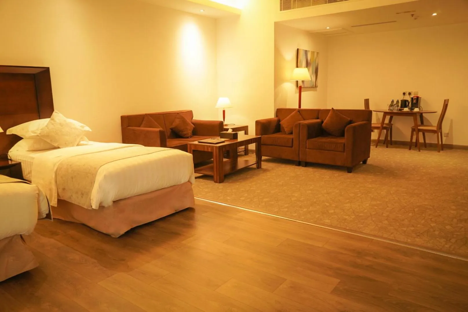 Bedroom, Bed in Helat Hotel