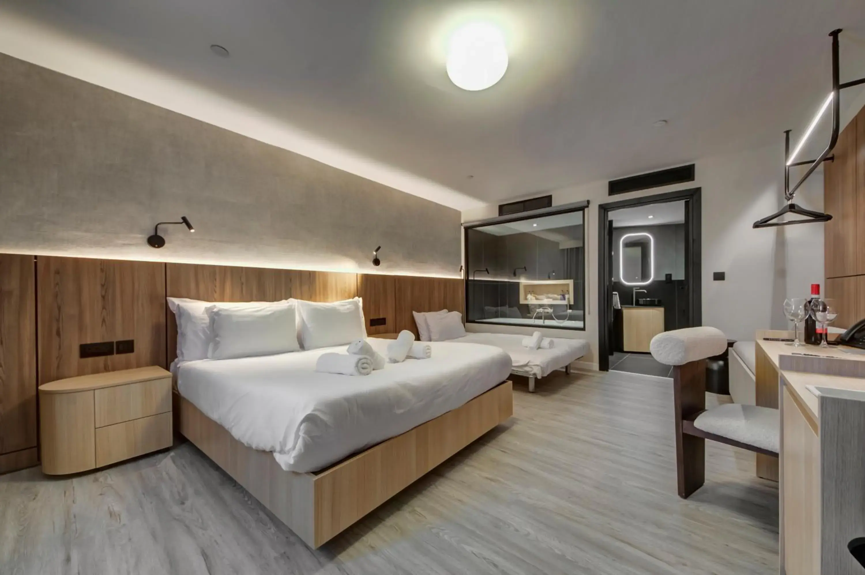 Deluxe Triple Room have a window only and have a view of an internal shaft. - single occupancy in Noru Hotel Malta - Adults Only Hotel Deluxe Triple Room have a window only and have a view of an internal shaft. - single occupancy in Noru Hotel Malta - Adults Only Hotel