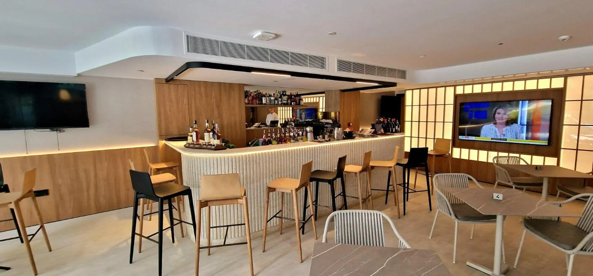 Lounge or bar in Noru Hotel Malta - Adults Only Hotel