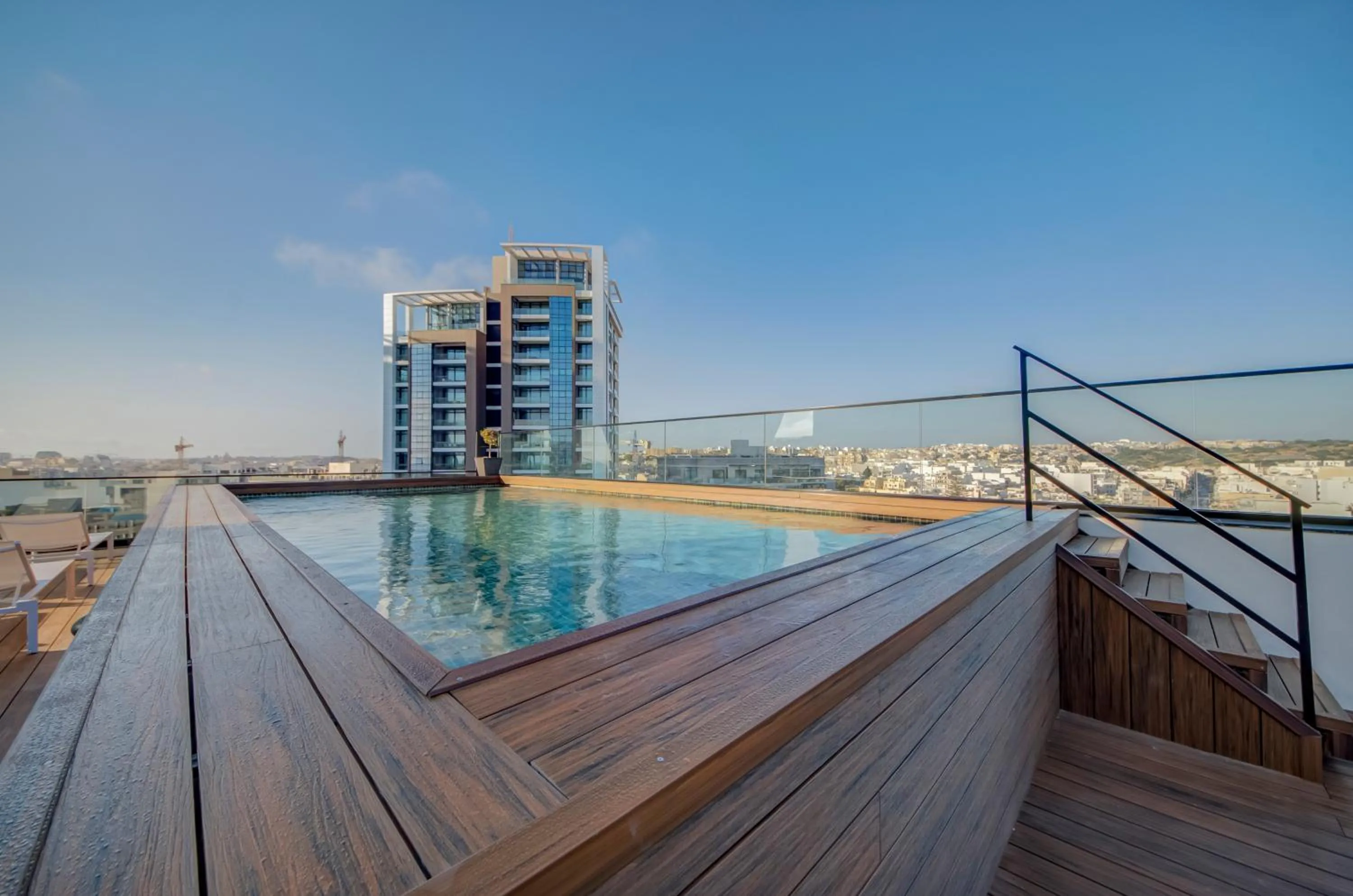 Swimming pool in Noru Hotel Malta - Adults Only Hotel
