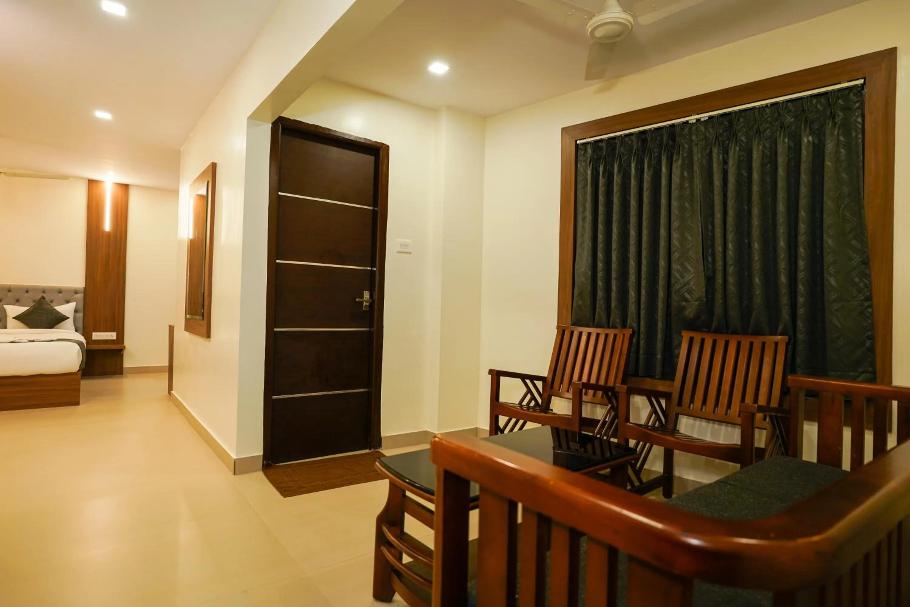 VIP, Bed in Royal Plaza City