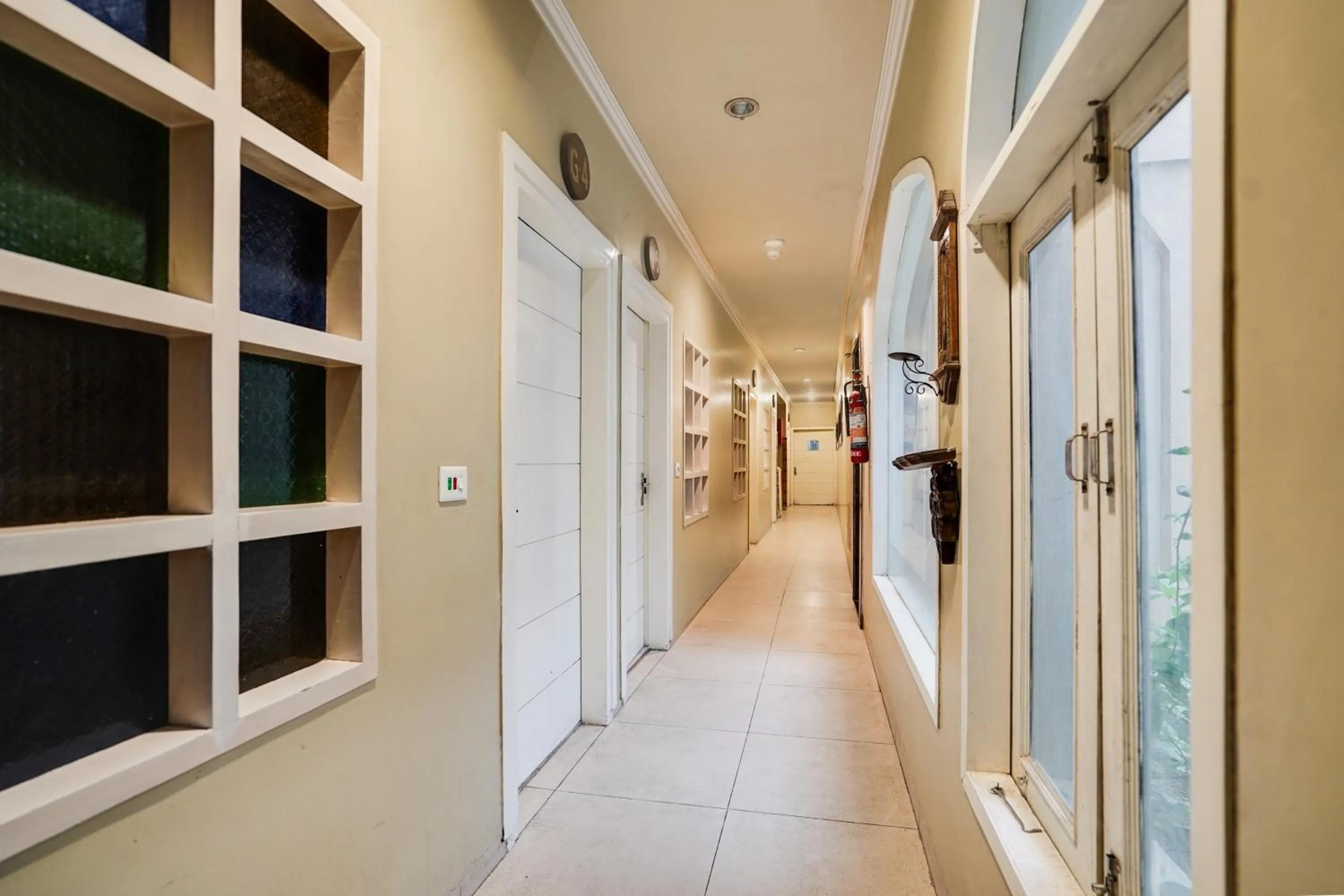 Lobby or reception in Super Townhouse Mansarovar Near Metro Station Formerly Dev Villas