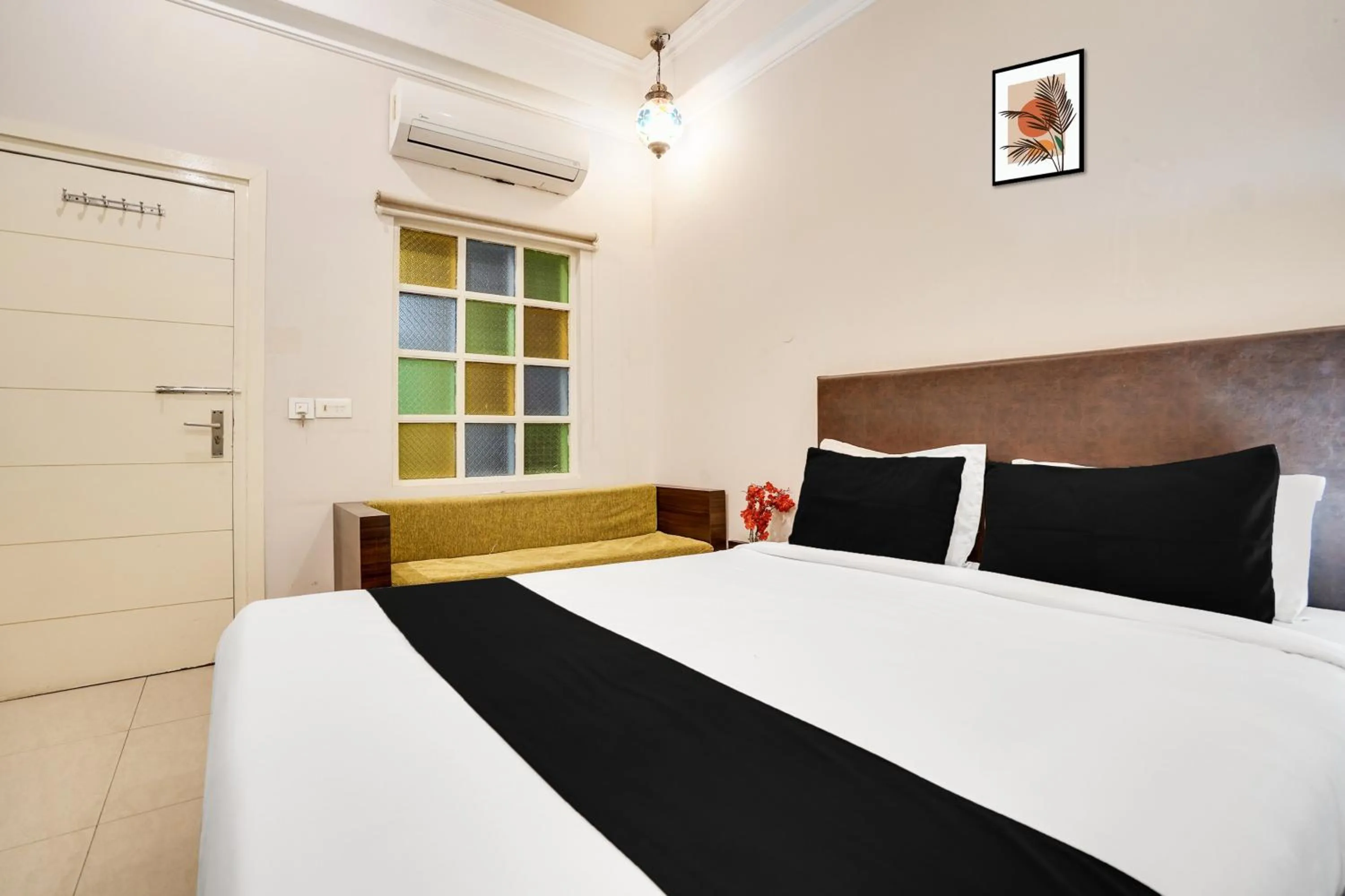 Bedroom, Bed in Super Townhouse Mansarovar Near Metro Station Formerly Dev Villas