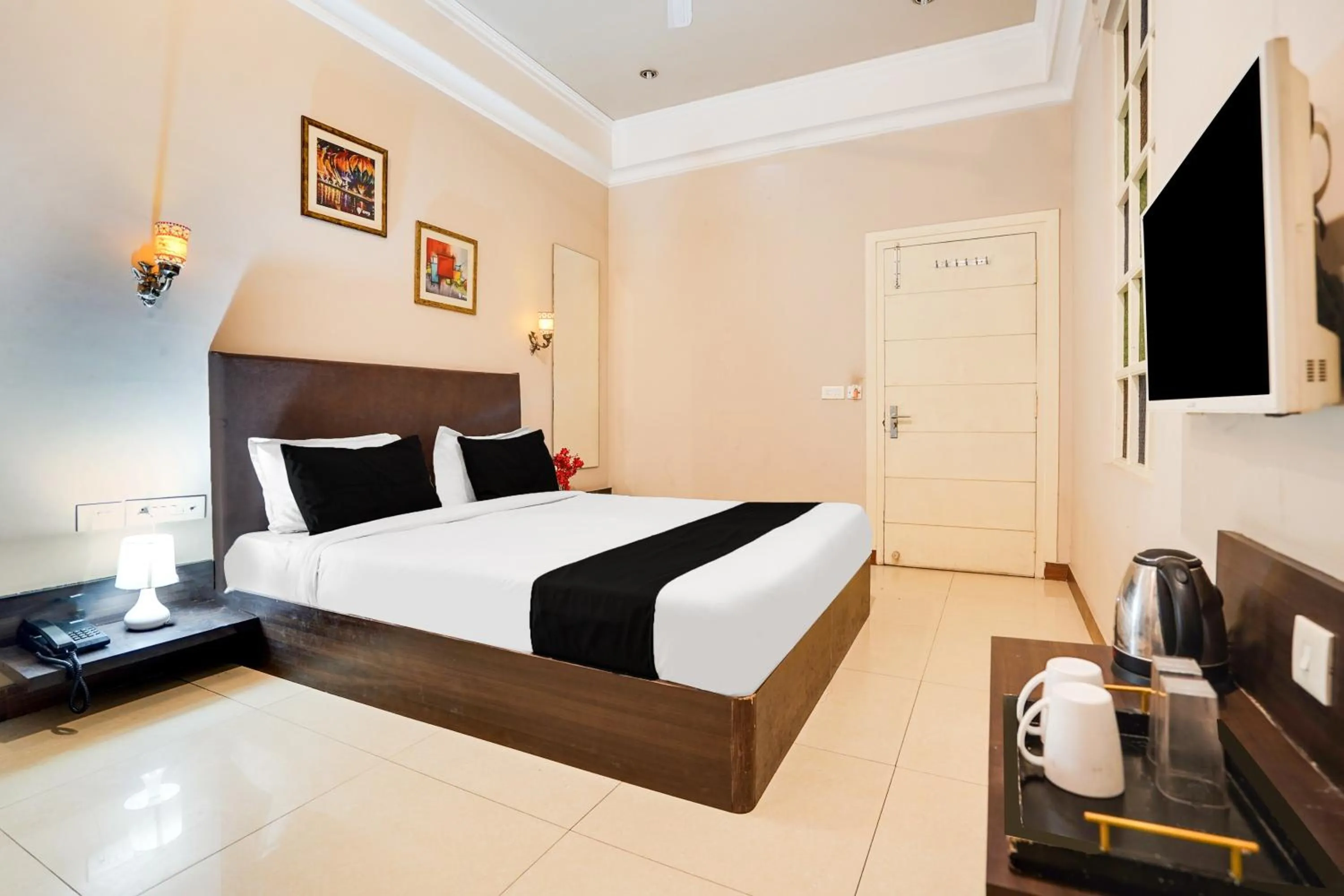 Bedroom, Bed in Super Townhouse Mansarovar Near Metro Station Formerly Dev Villas