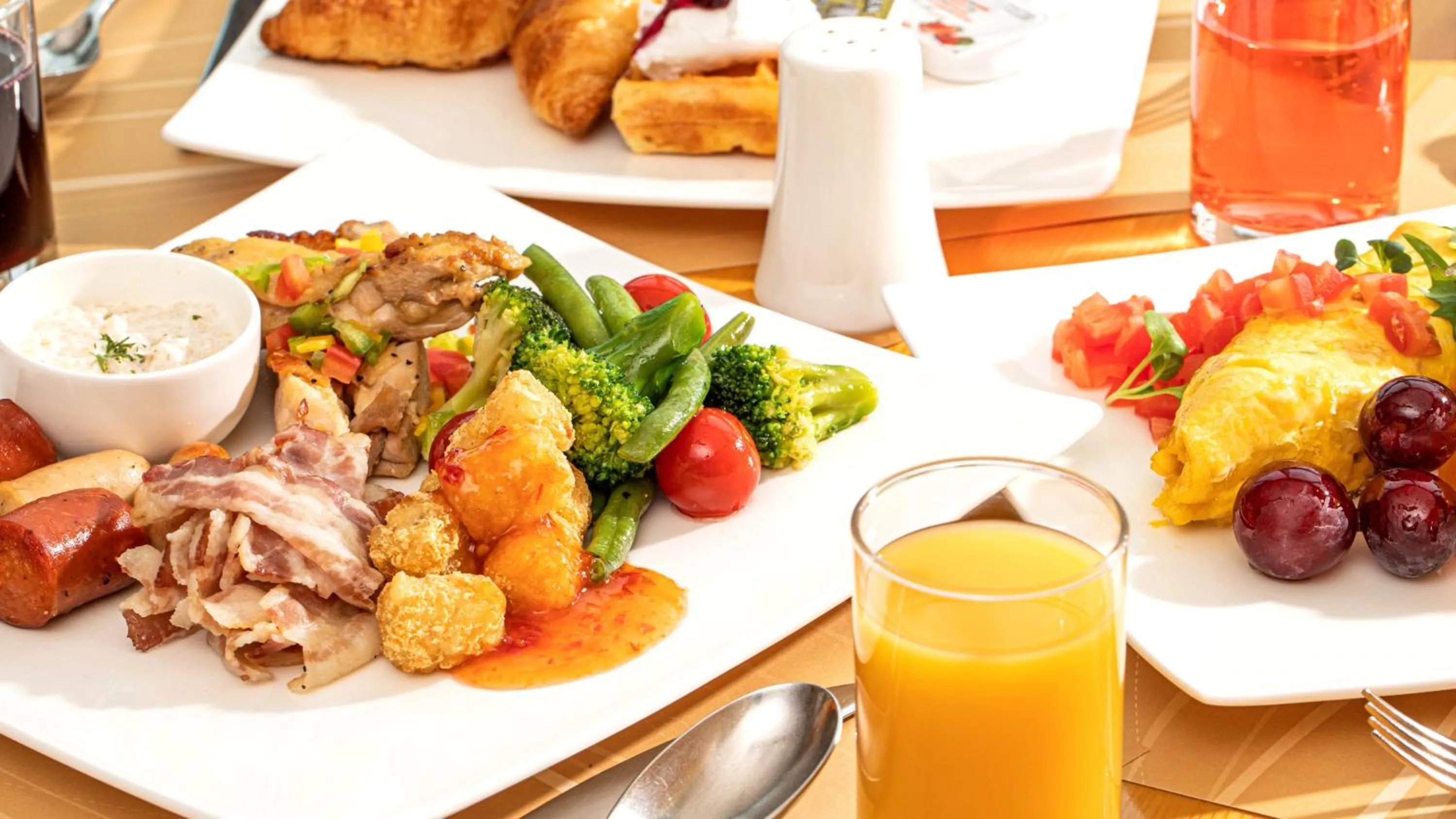 Restaurant/places to eat in Holiday Inn Incheon Songdo by IHG