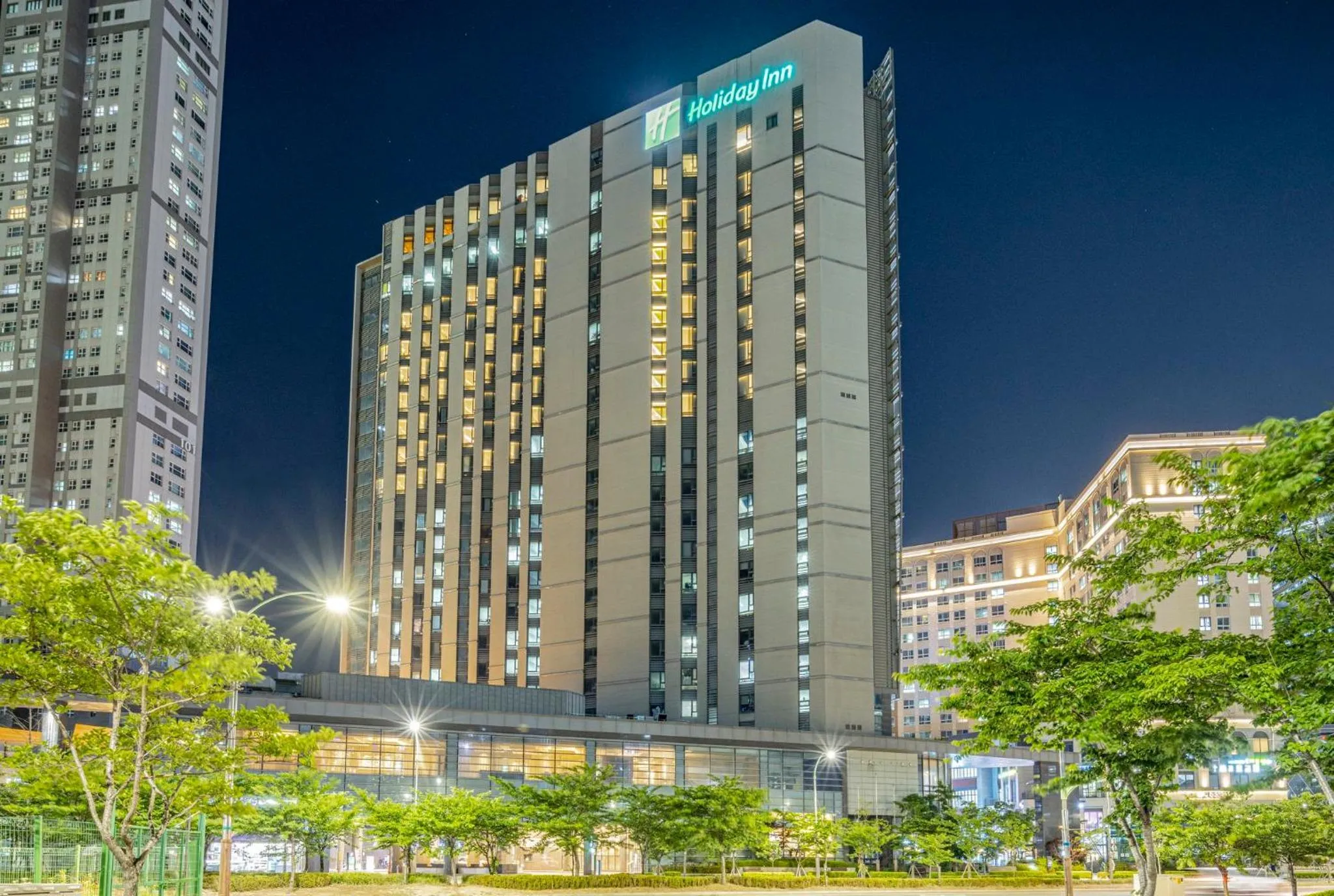 Property building in Holiday Inn Incheon Songdo by IHG