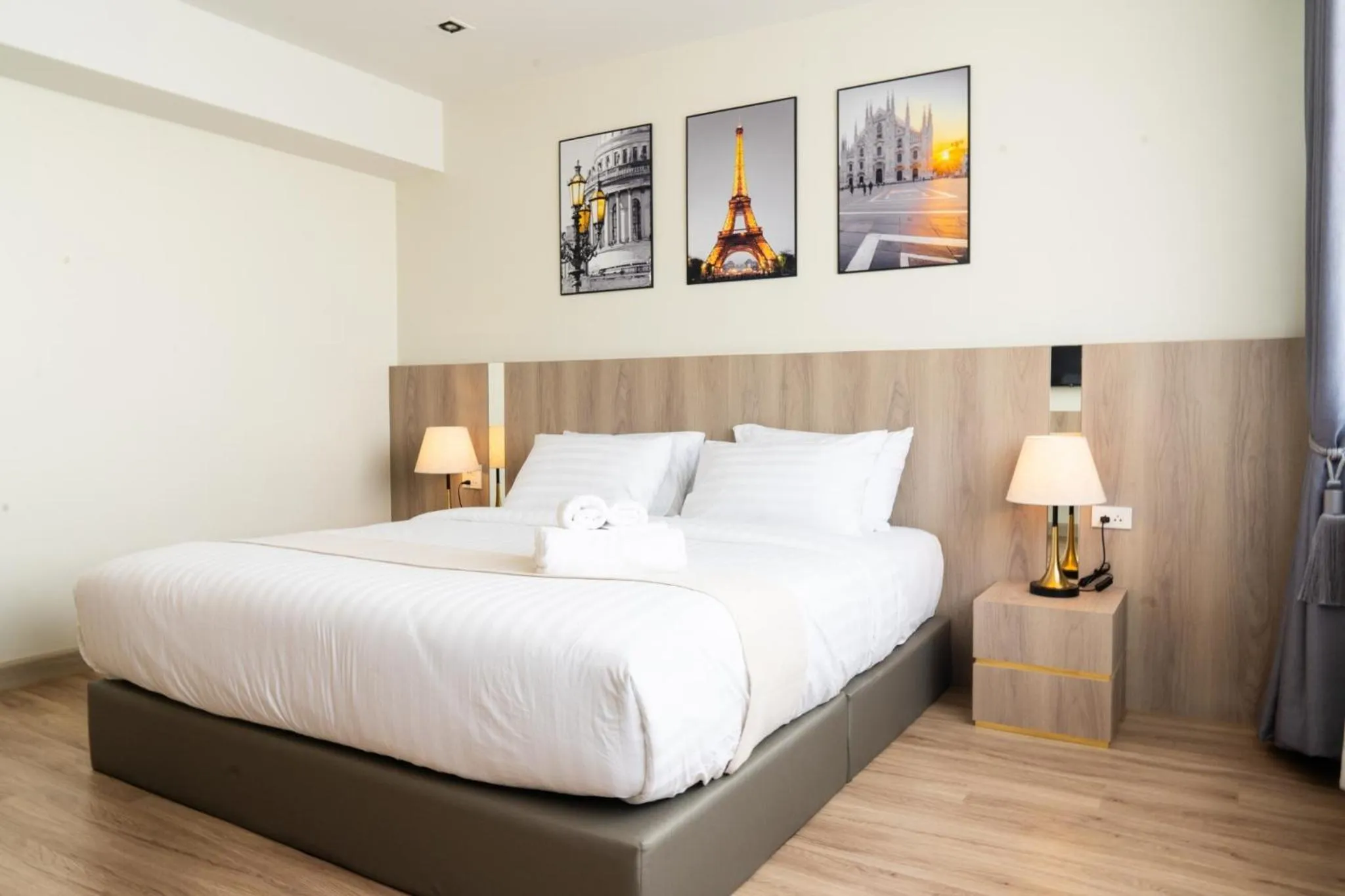 Photo of the whole room, Bed in indigo Hotel Hatyai