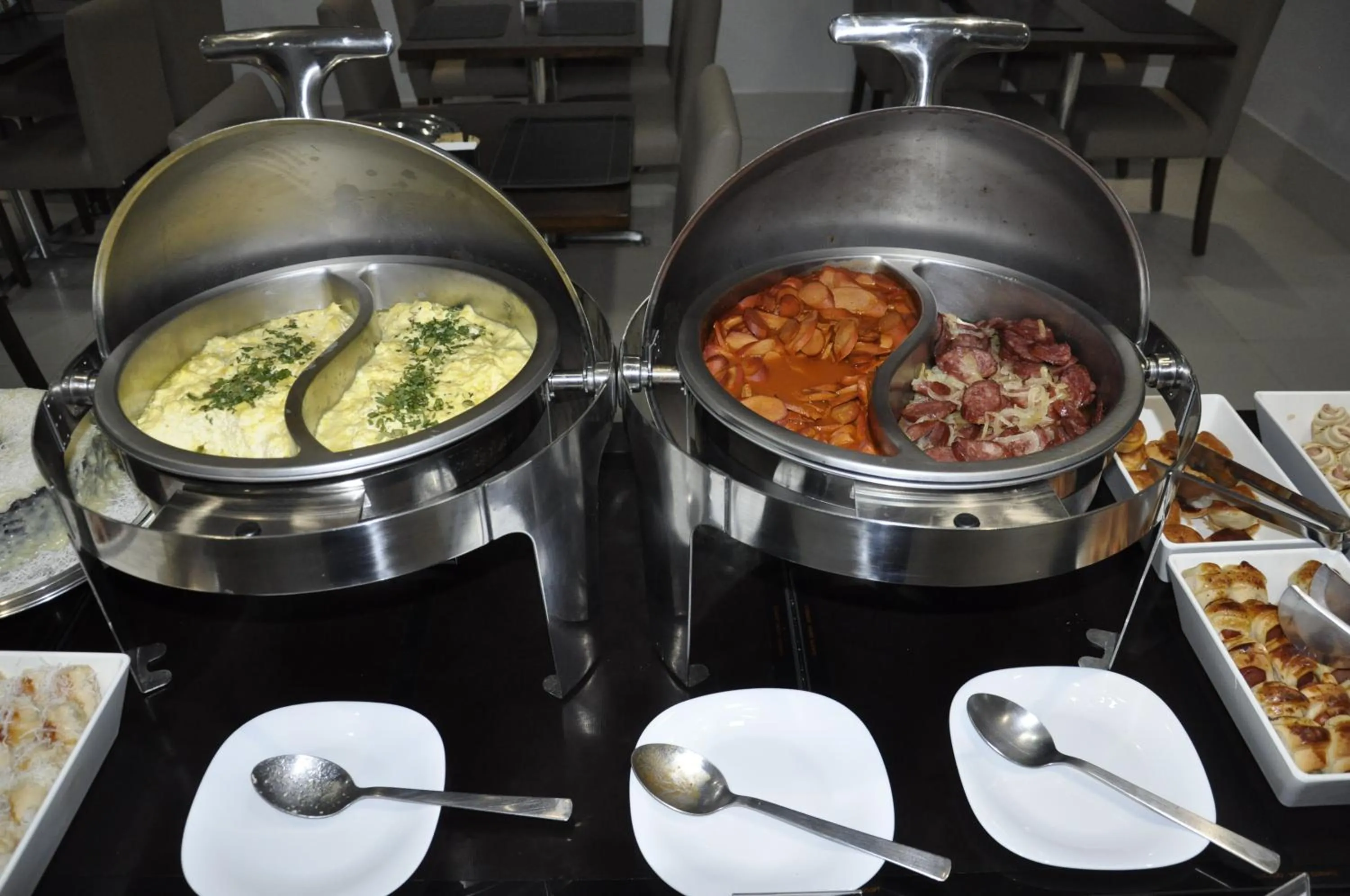 Breakfast in AlphaPark Hotel