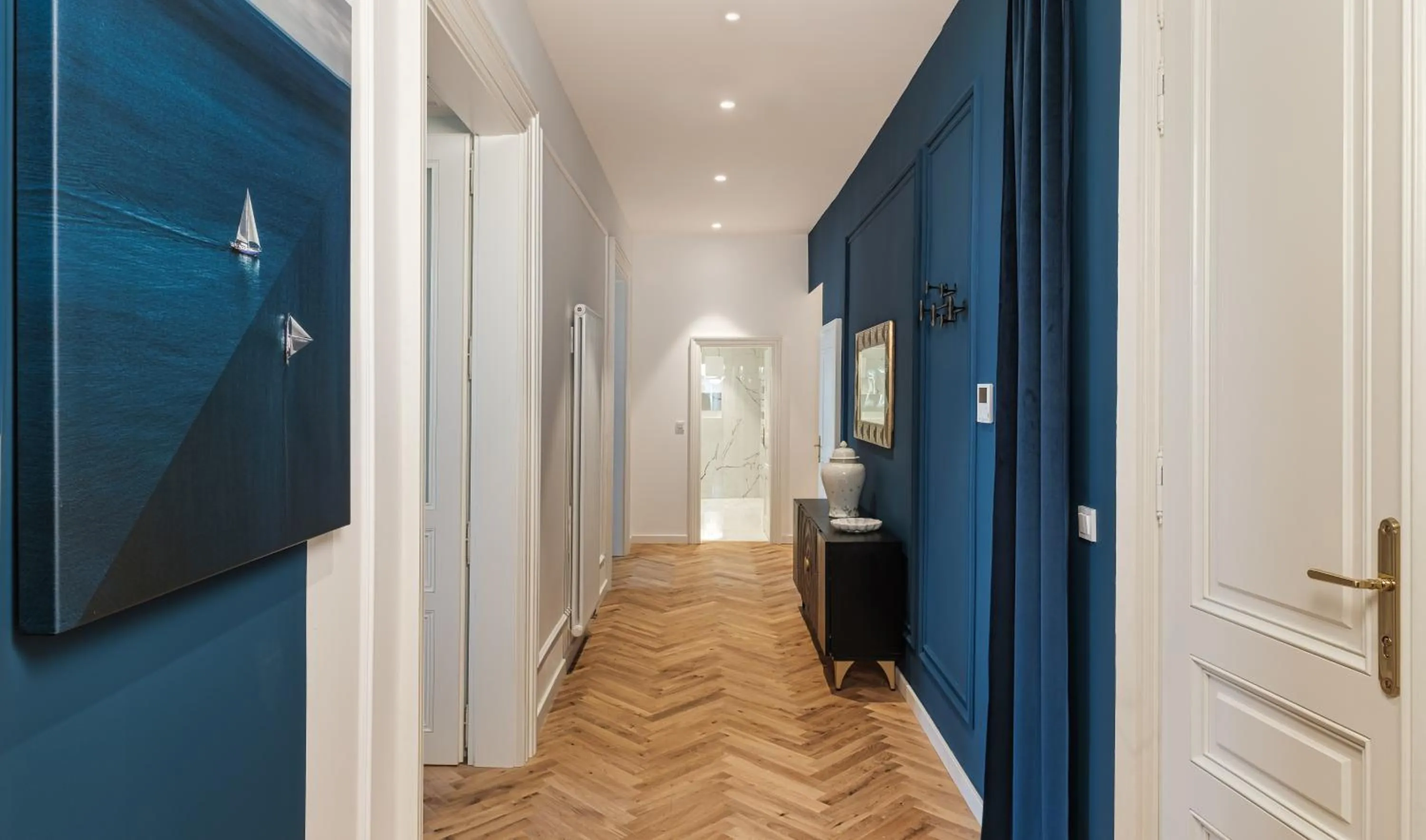 Decorative detail in River Dance Suites by Adrez