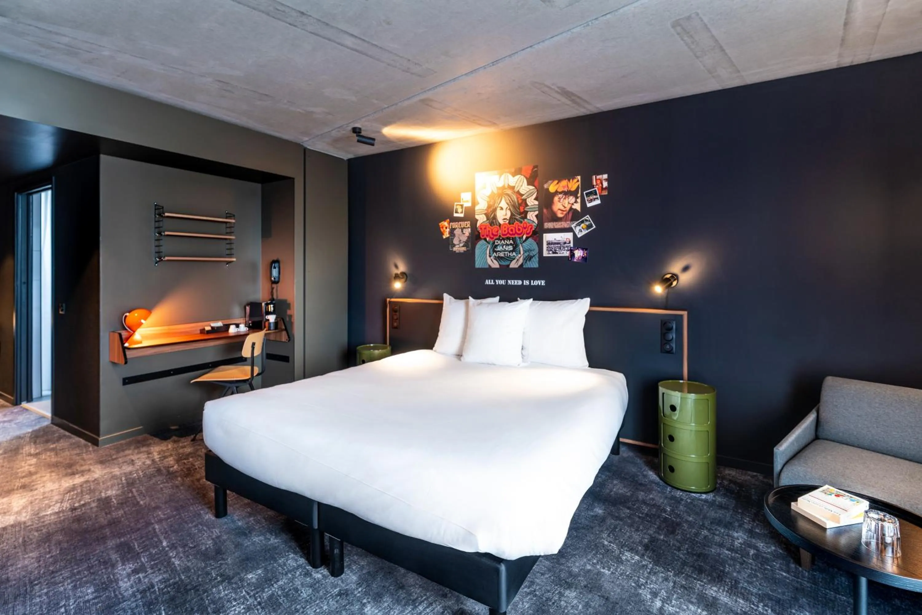 Bed in ibis Styles Paris Villejuif